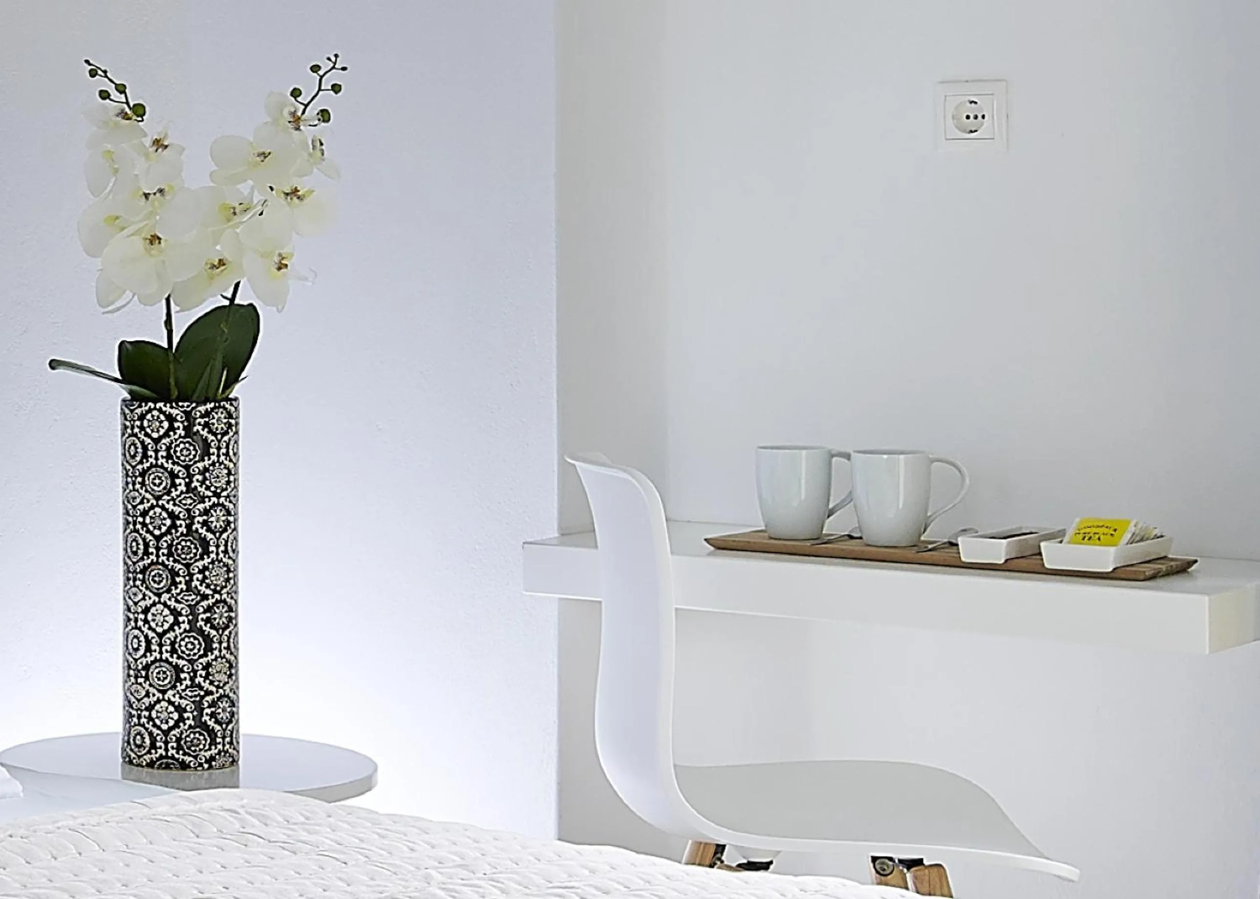 Coffee/tea facilities in Coral Hotel - Hotelia Hospitality Group