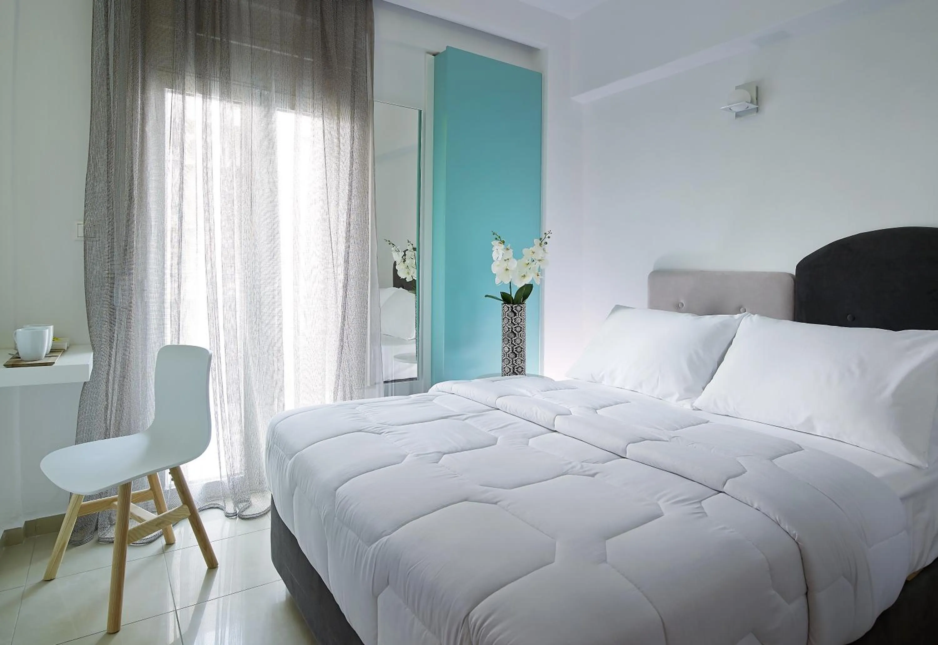 Coffee/tea facilities in Coral Hotel - Hotelia Hospitality Group