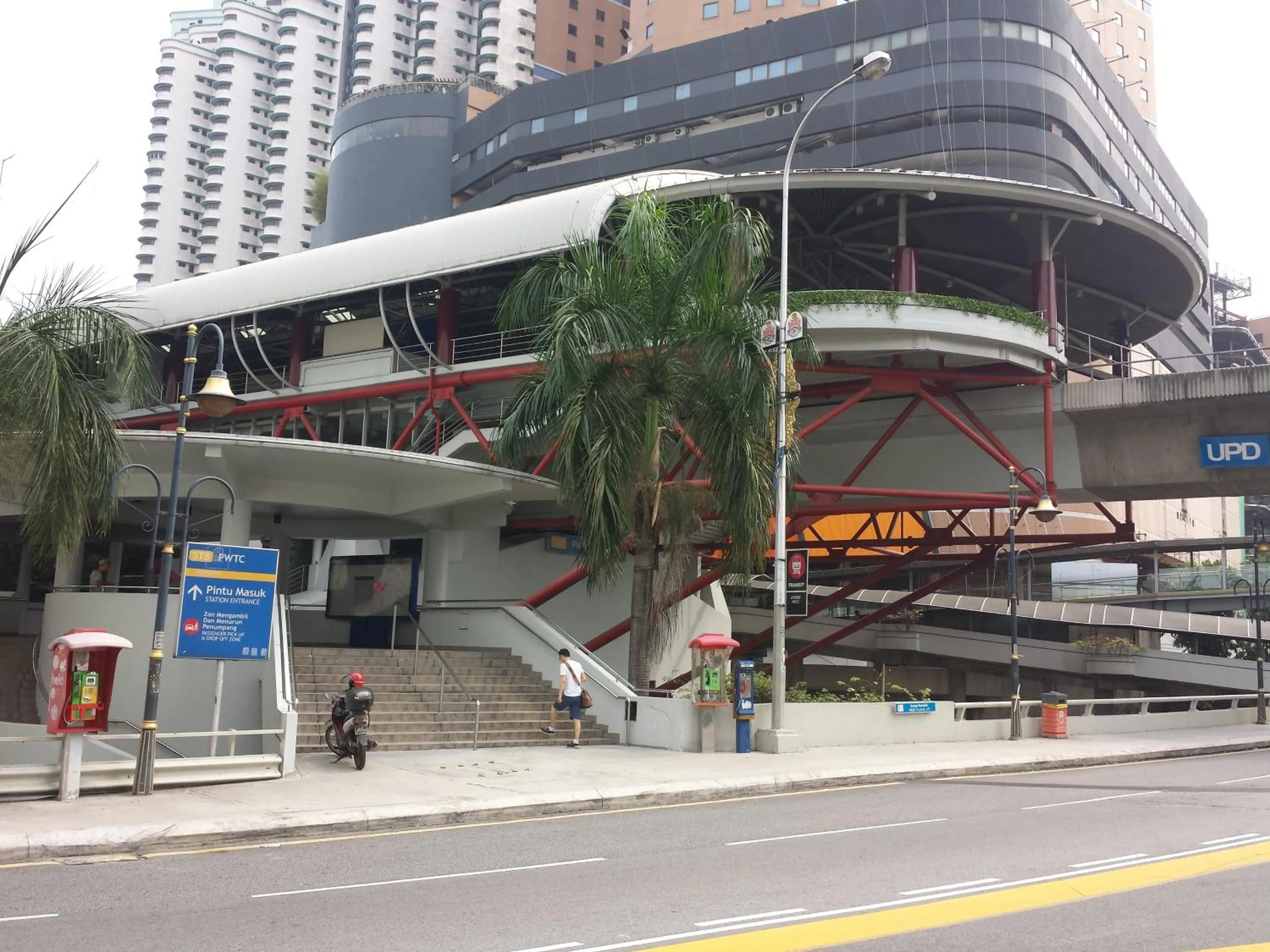 Nearby landmark in Amazing KLCC View @ Regalia Residence