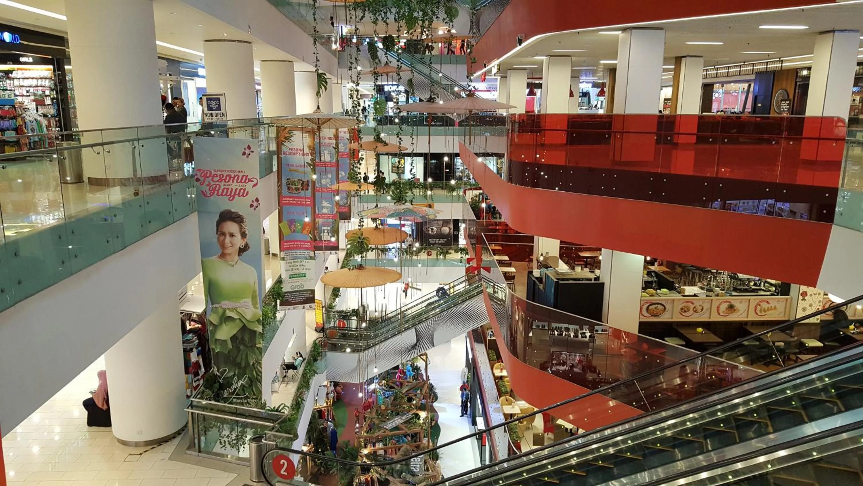 Shopping Area in Amazing KLCC View @ Regalia Residence