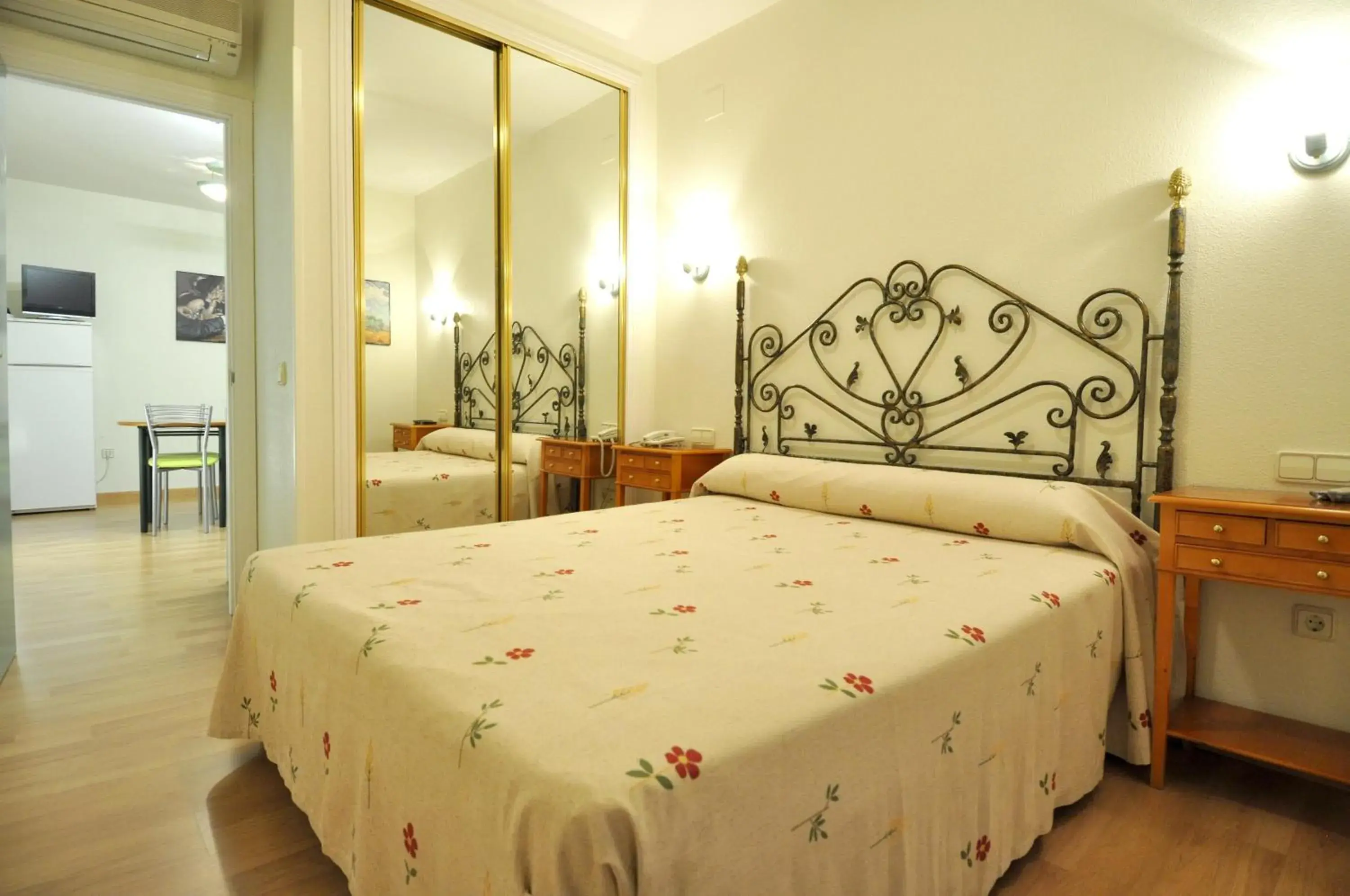 Family Studio with Terrace in Hotel Apartamentos Aralso Sotillo Family Studio with Terrace in Hotel Apartamentos Aralso Sotillo