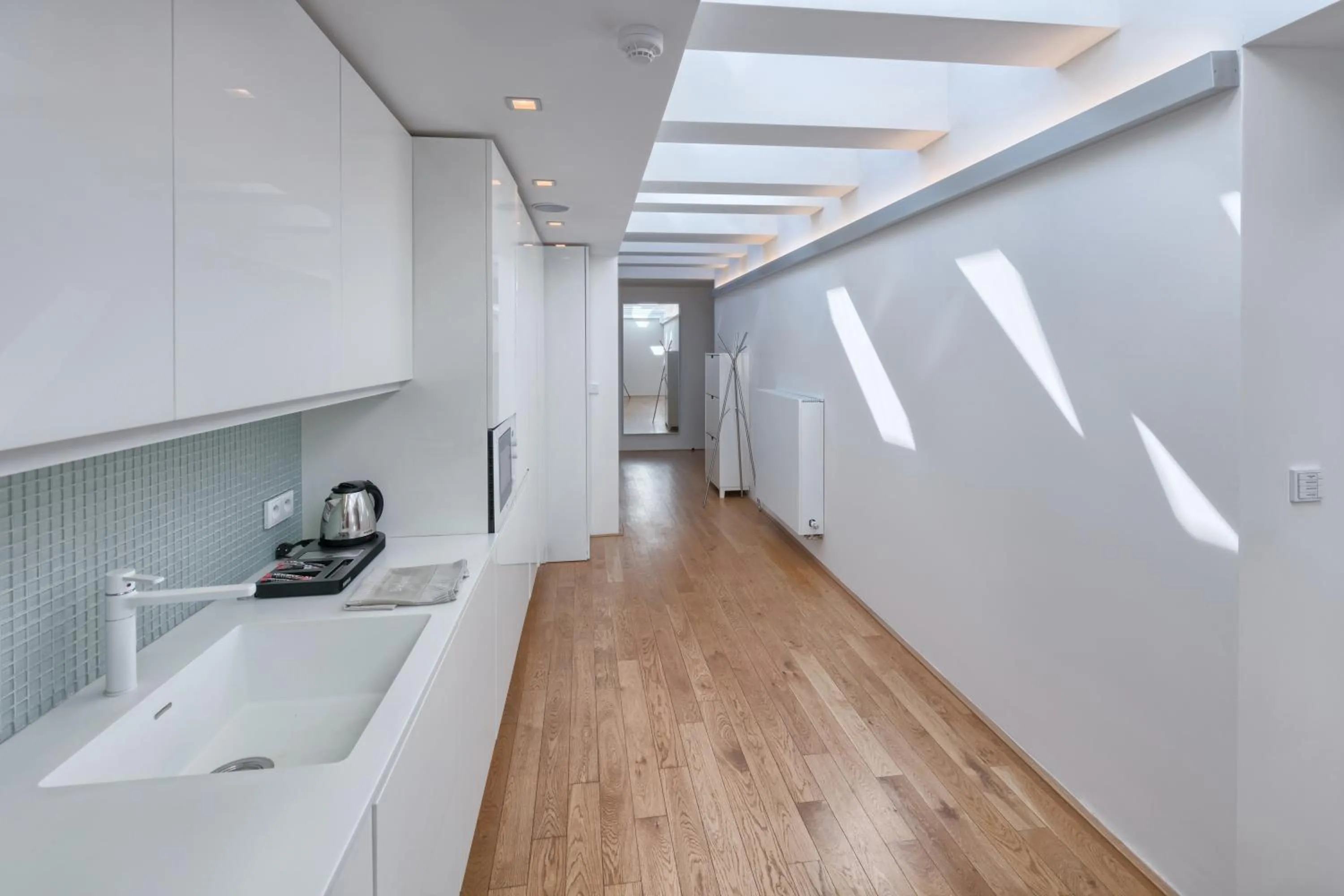 Kitchen or kitchenette in Karlin Residence by TKC