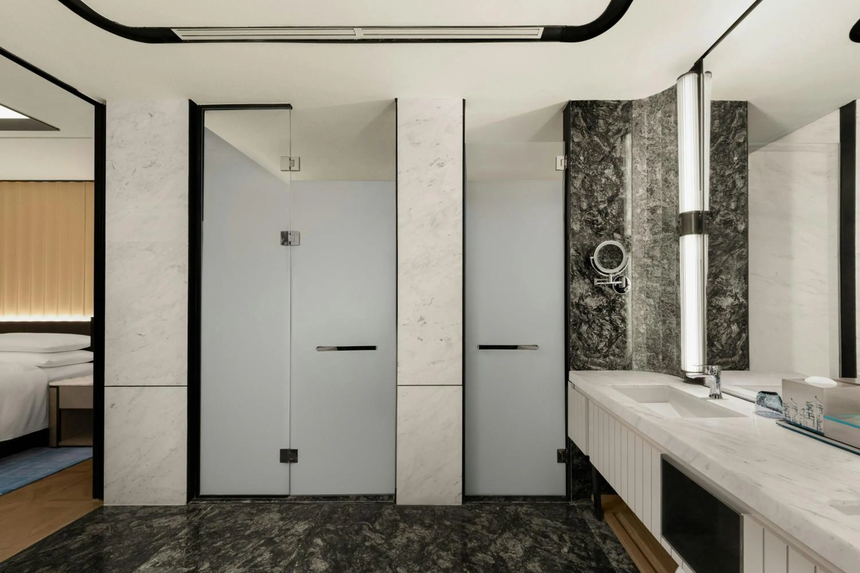 Bathroom in Xi'an Marriott Hotel High-Tech Zone