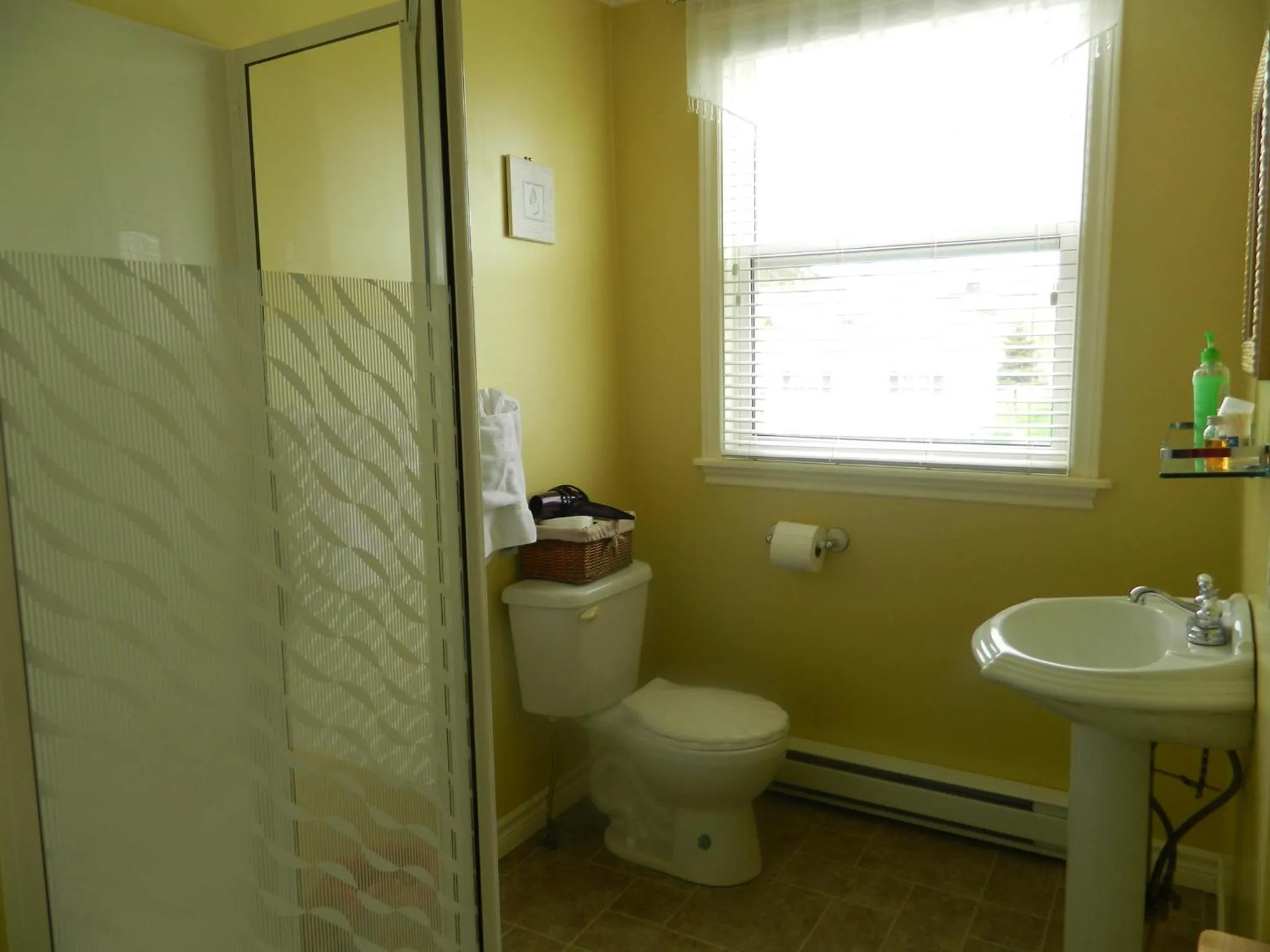 Bathroom in Whitsha Inn B&B