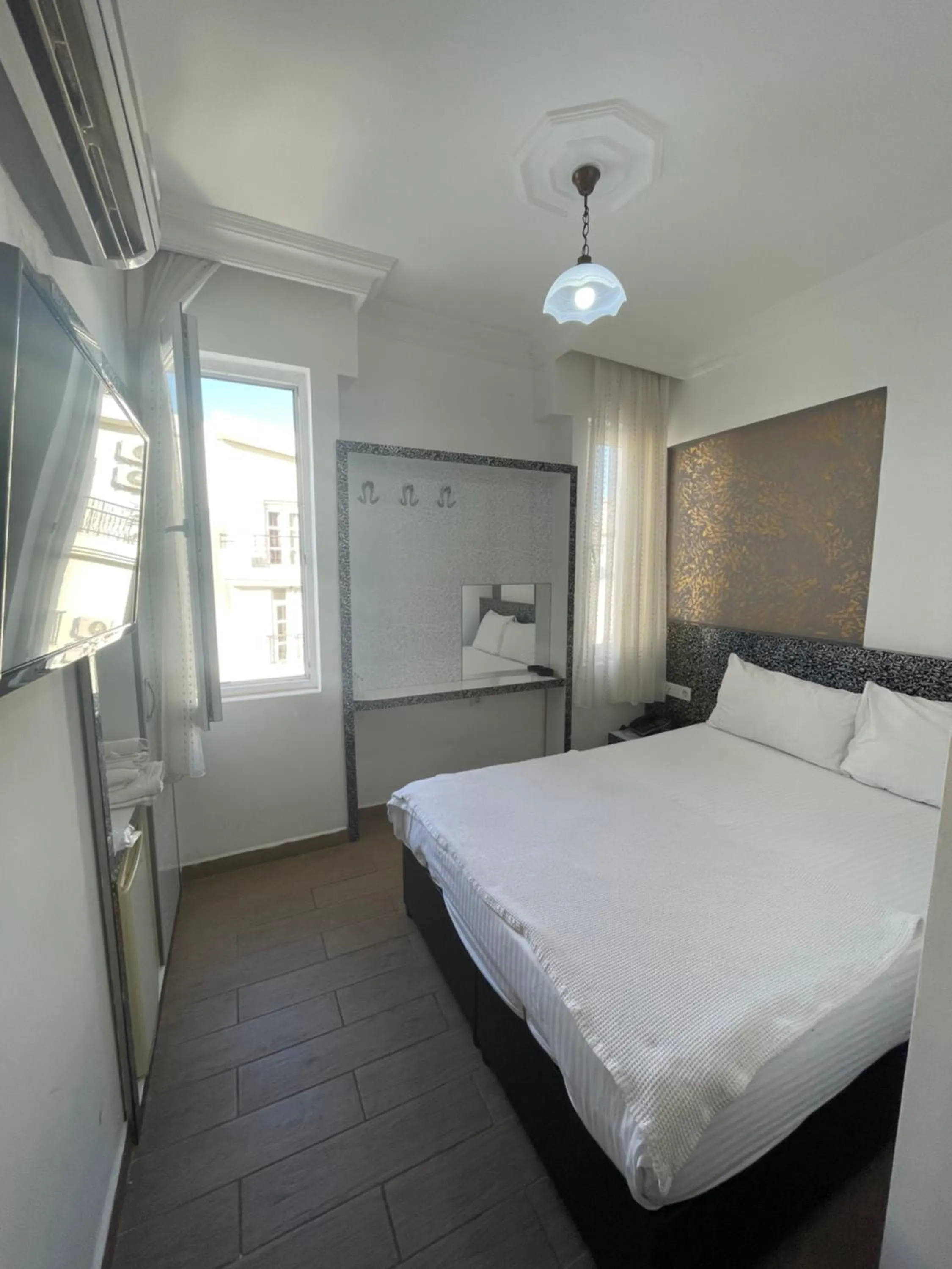 Photo of the whole room, Bed in Grand Lavin Hotel