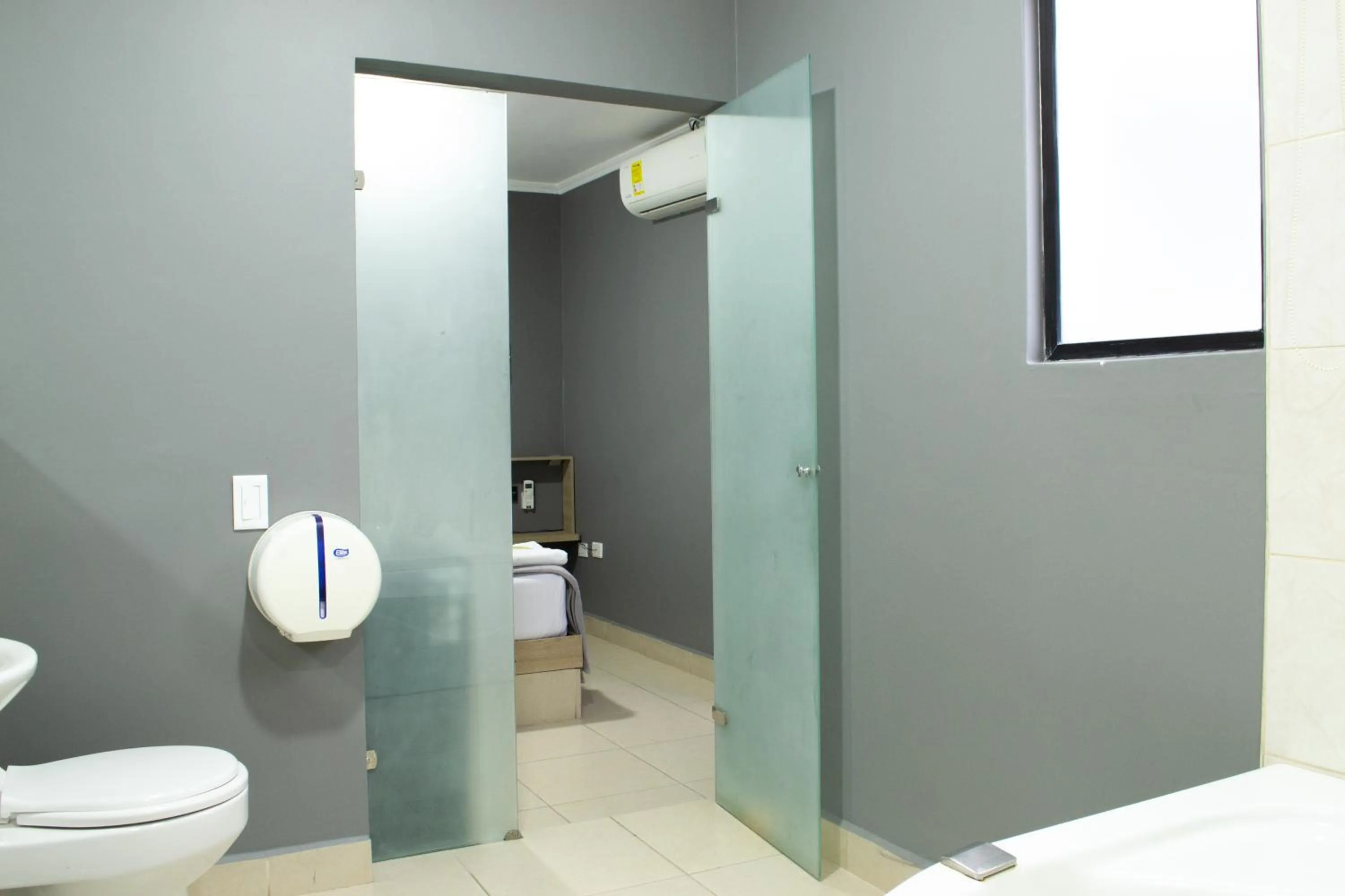 Bathroom in Hotel Ruiseñor Itagui