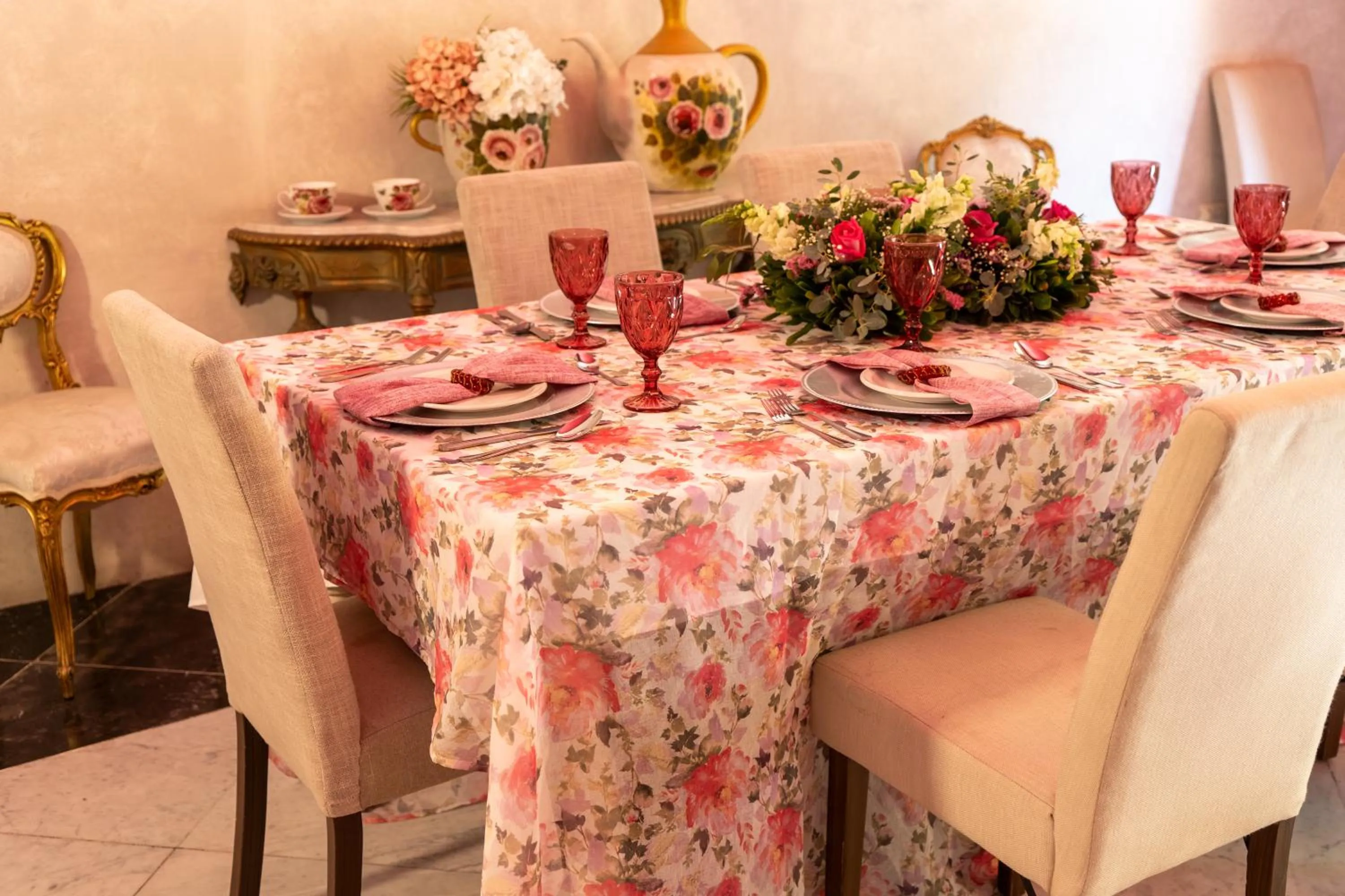 Restaurant/places to eat in Hotel Boutique Casa del Jardín Aguascalientes