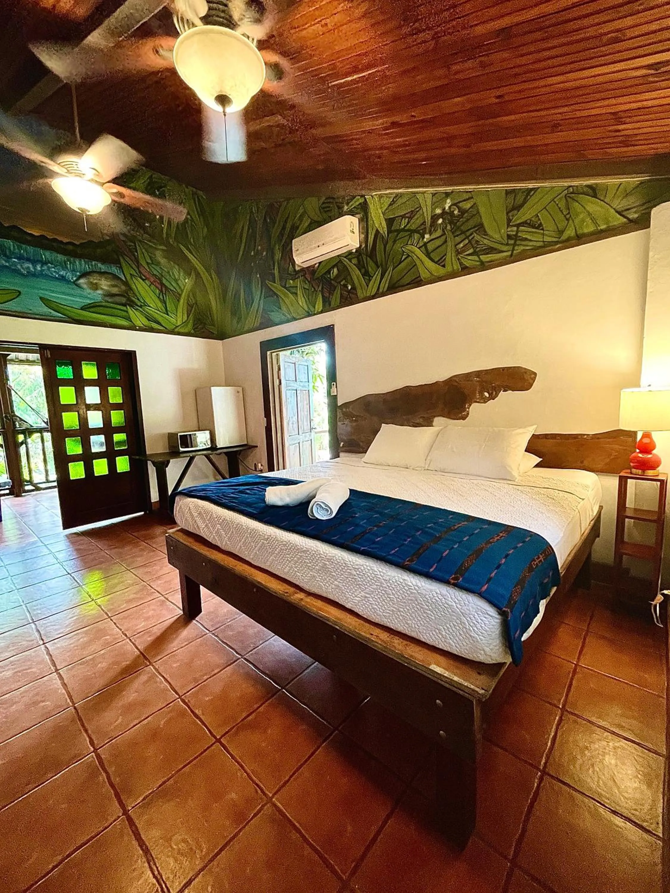 Bedroom, Bed in Rio Lindo Hotel