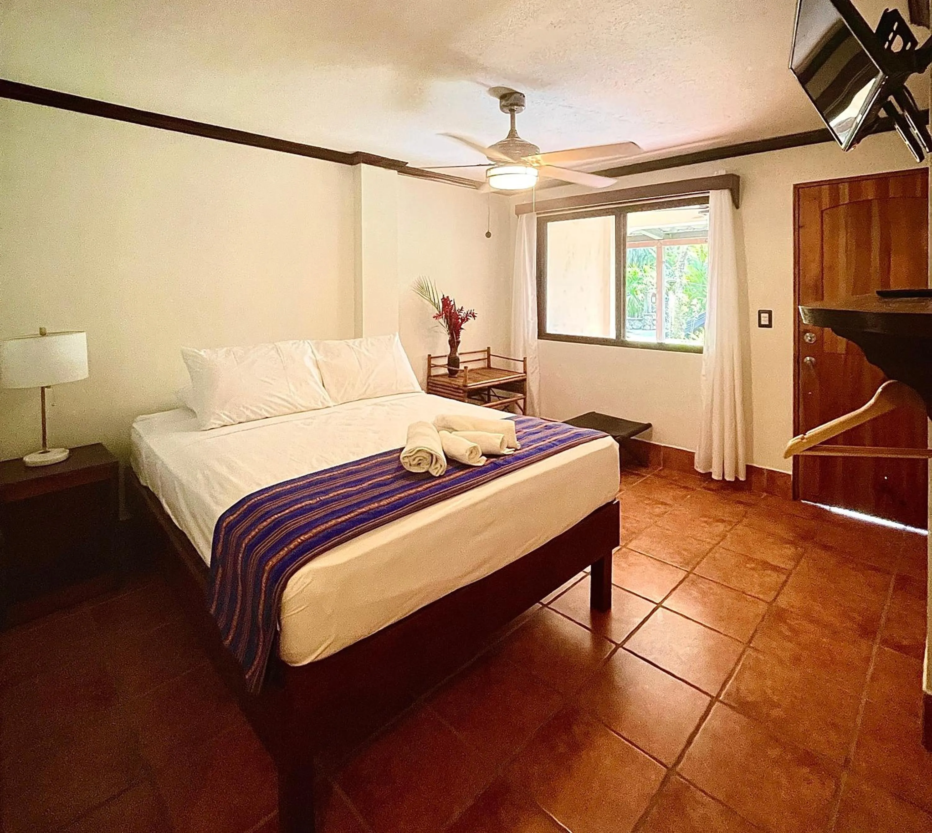 TV and multimedia, Bed in Rio Lindo Hotel