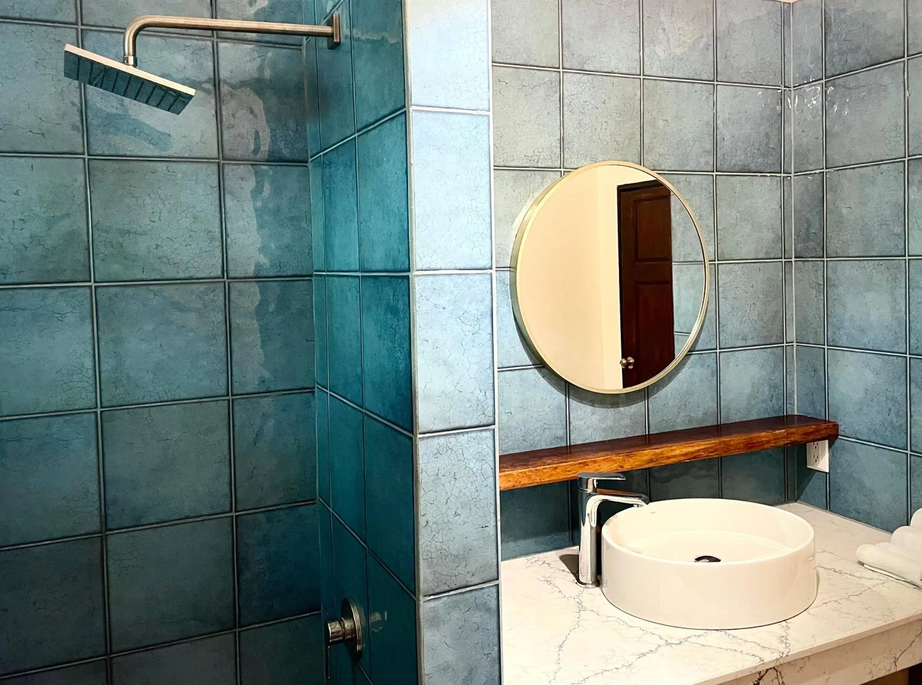 Bathroom in Rio Lindo Hotel