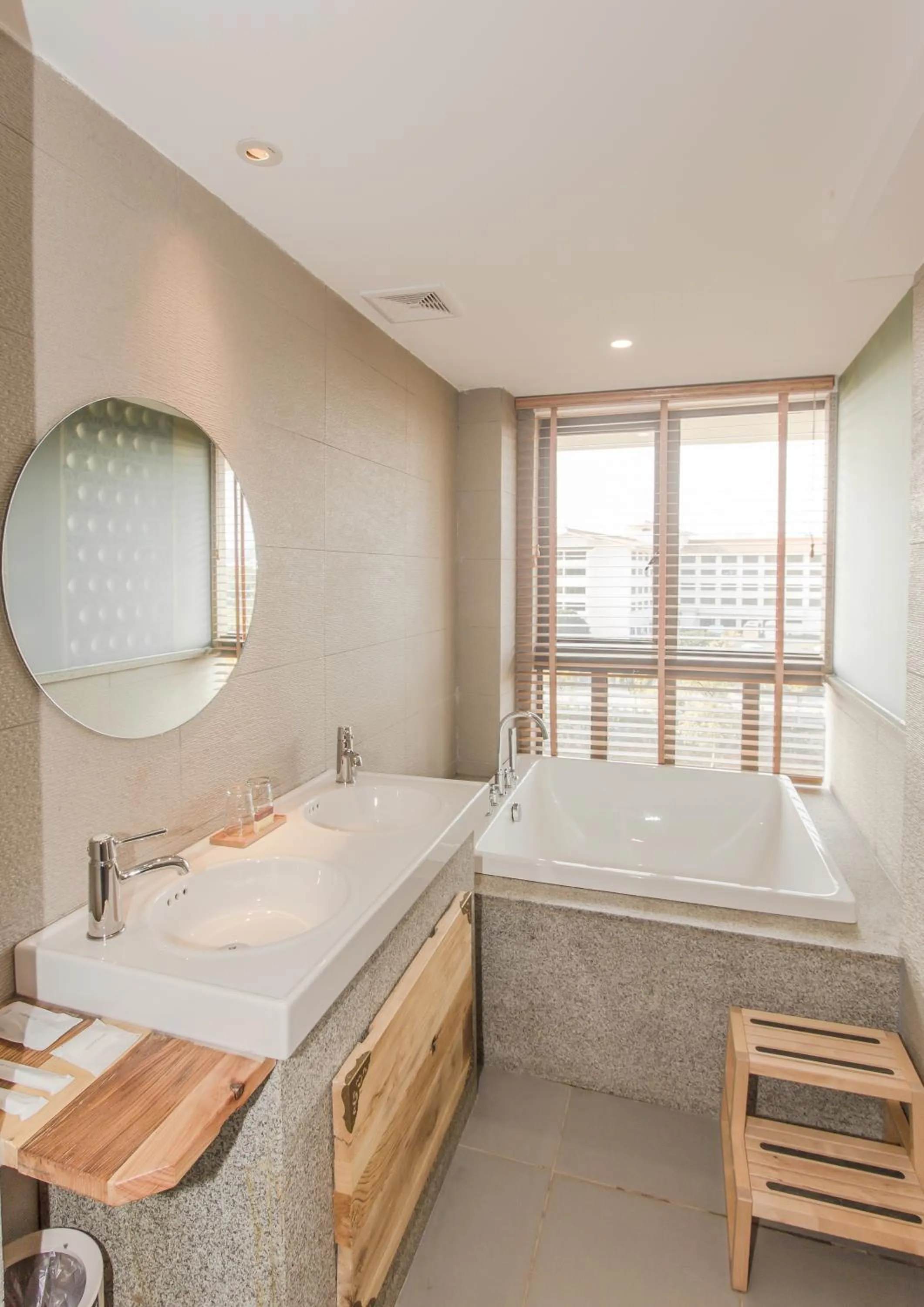 Bathroom, Bed in Zen Tea House Seven Stars Park