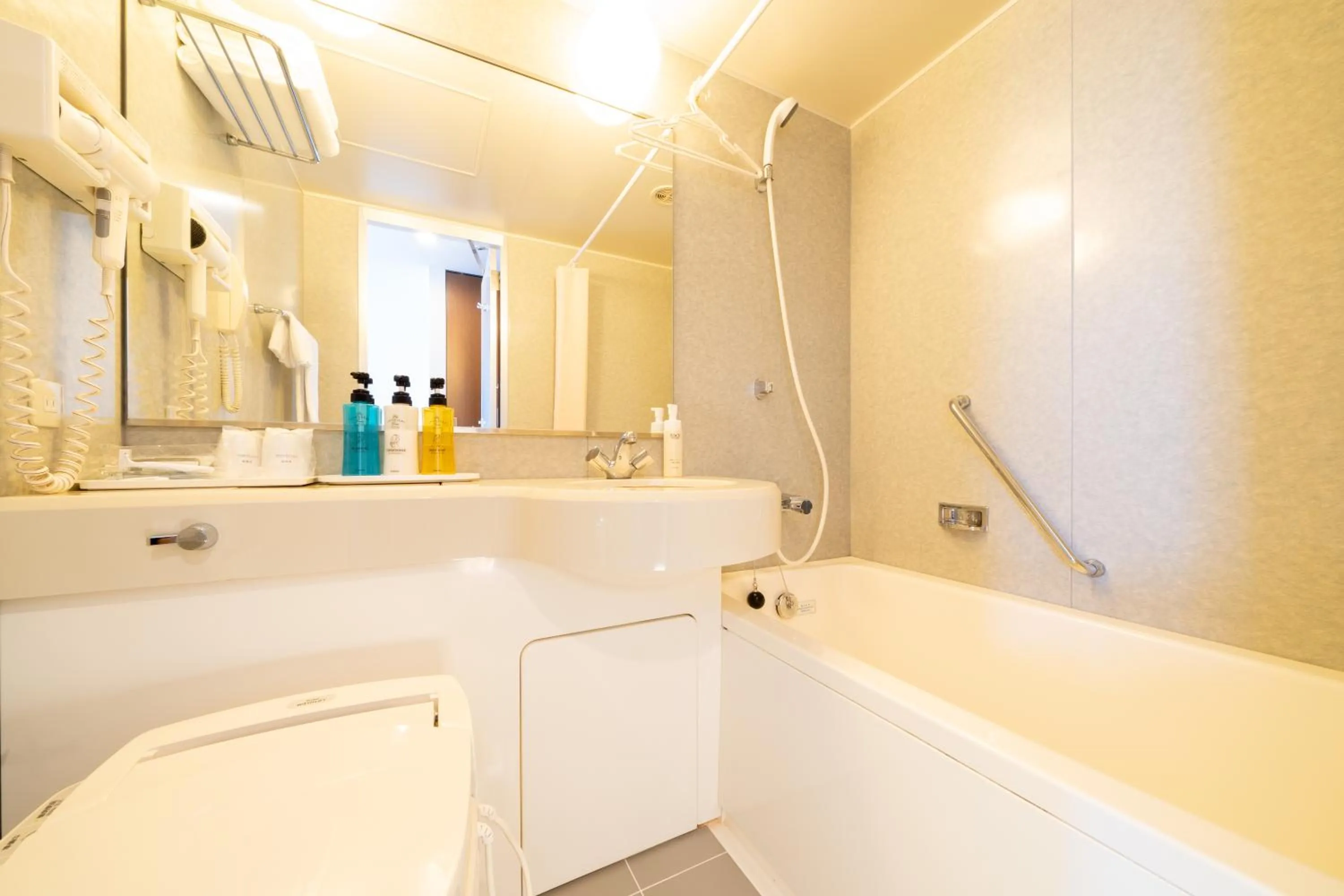 Shower in Hotel Terrace The Square Hitachi