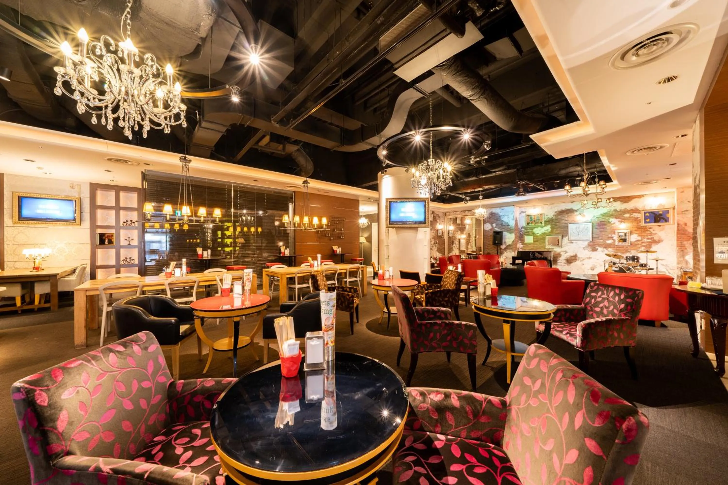 Restaurant/places to eat in Hotel Terrace The Square Hitachi