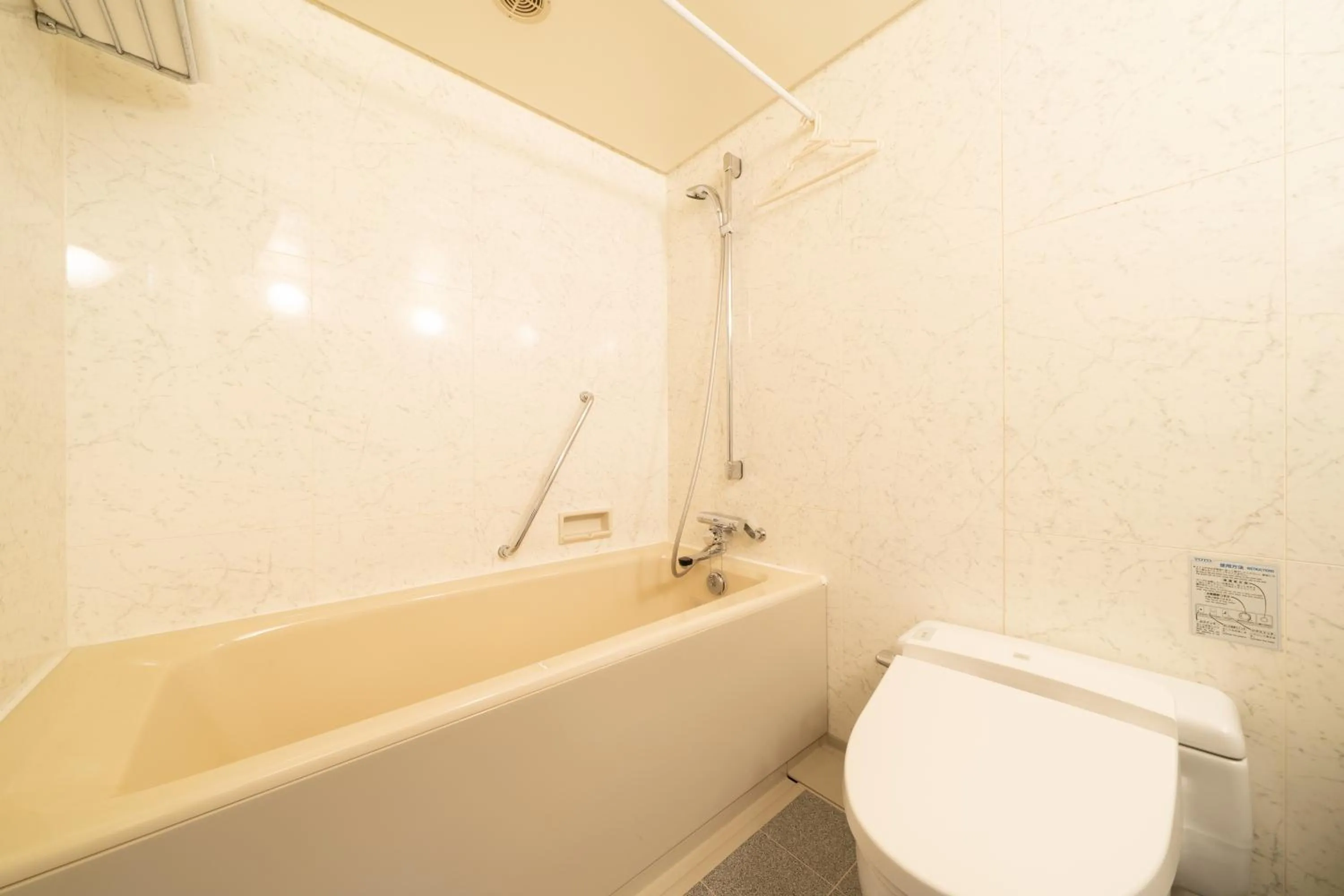 Shower in Hotel Terrace The Square Hitachi