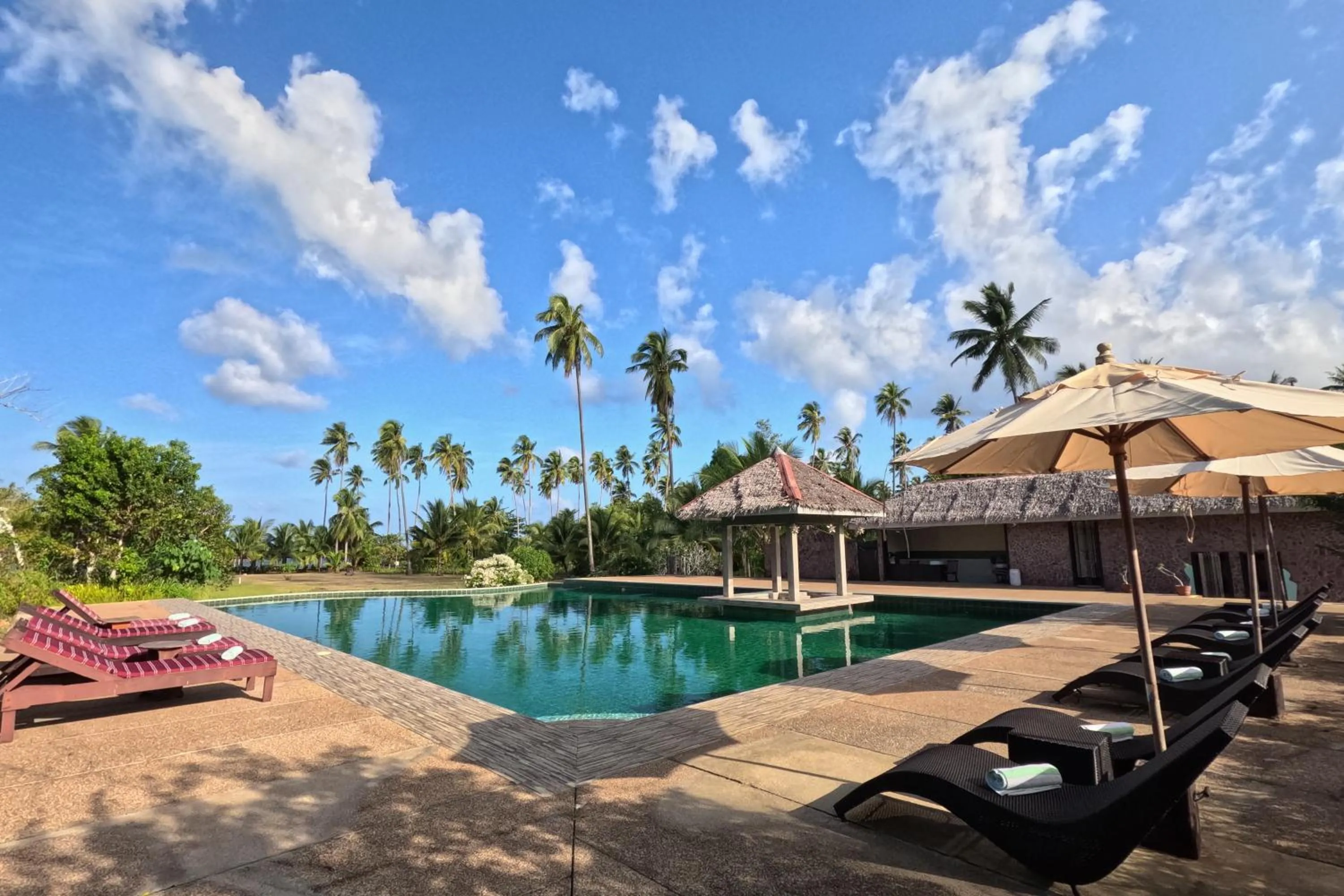 Swimming pool in Club Agutaya