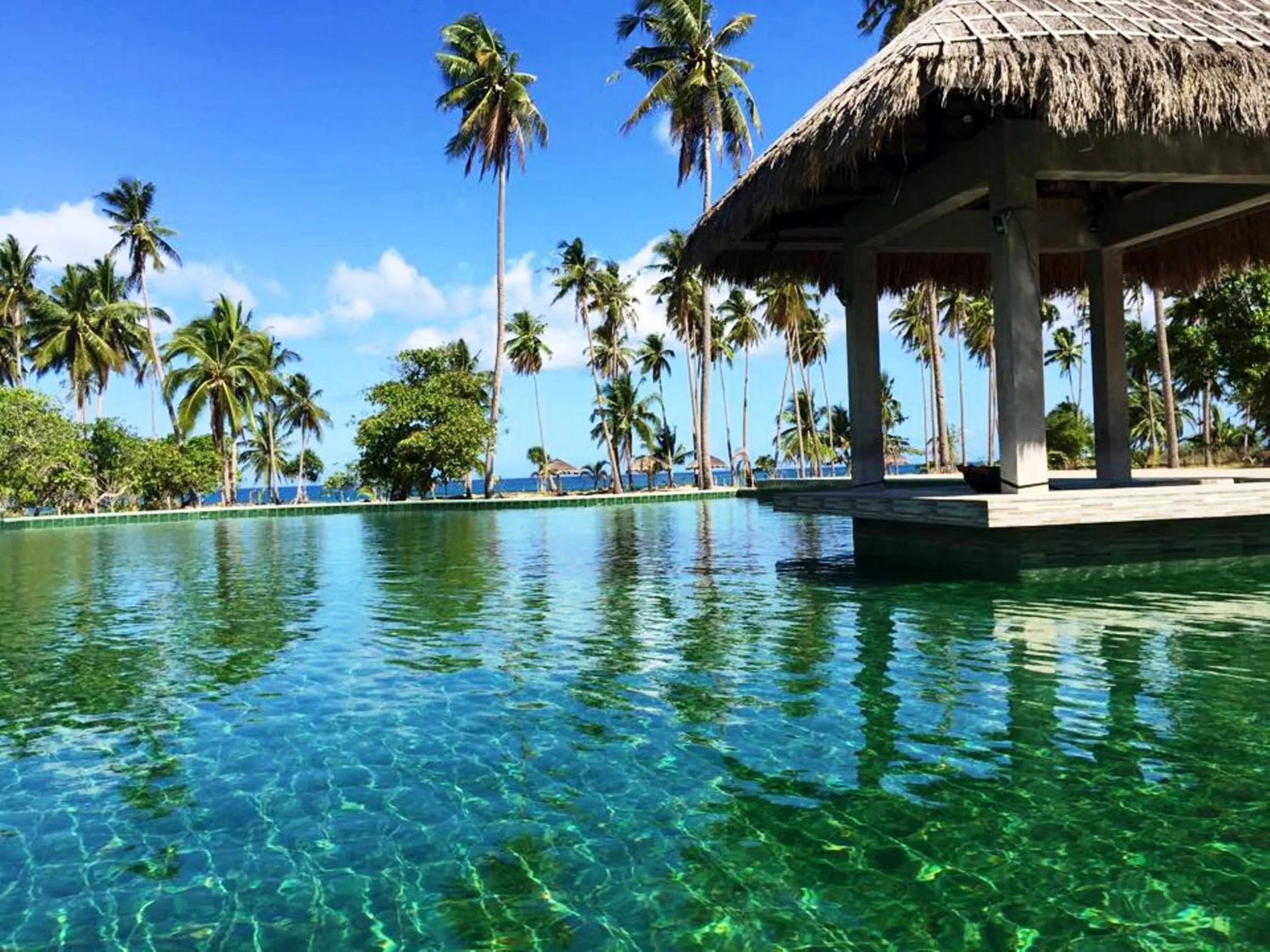 Swimming pool in Club Agutaya