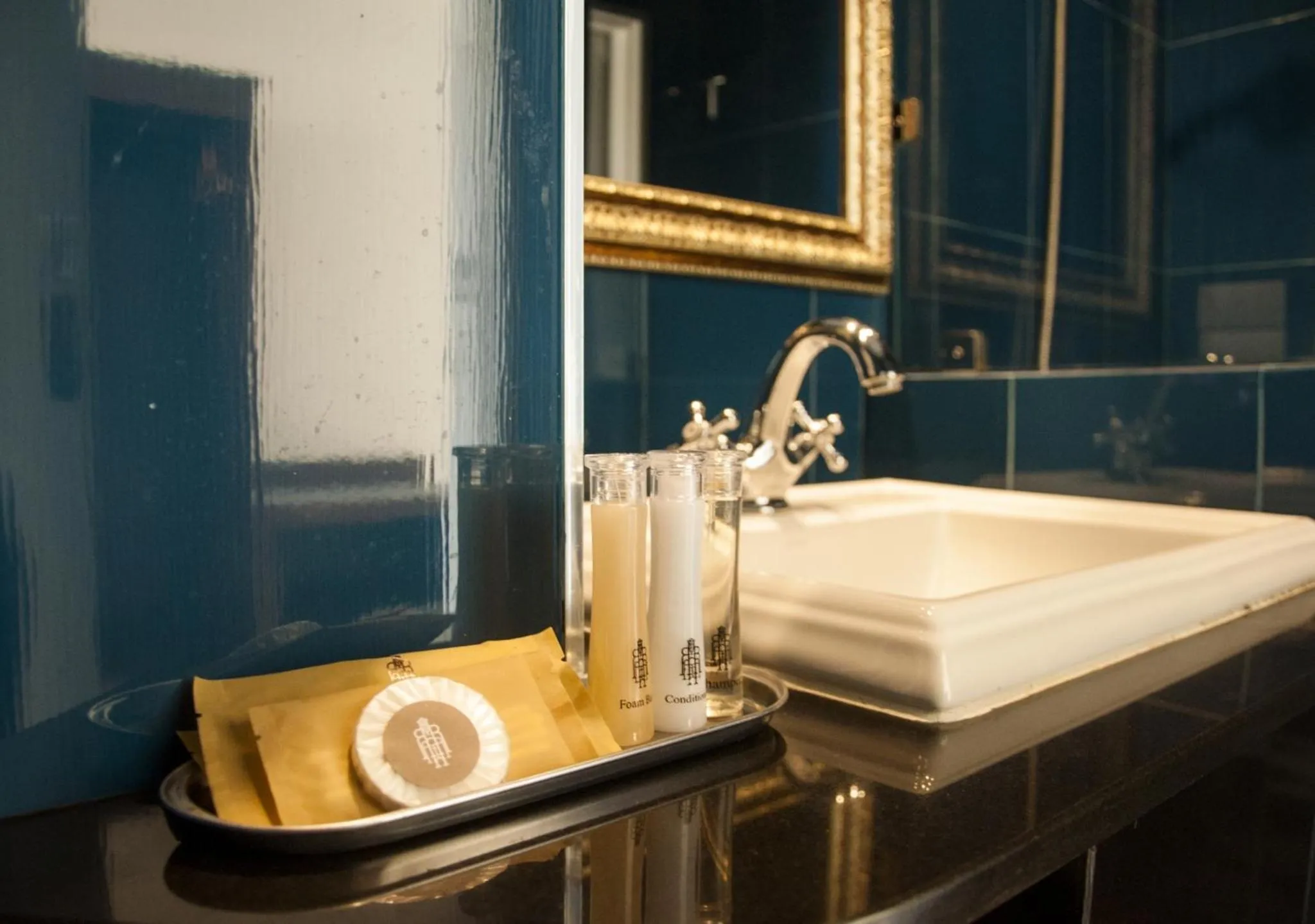 Bathroom in Koranaree Courtyard Boutique Hotel