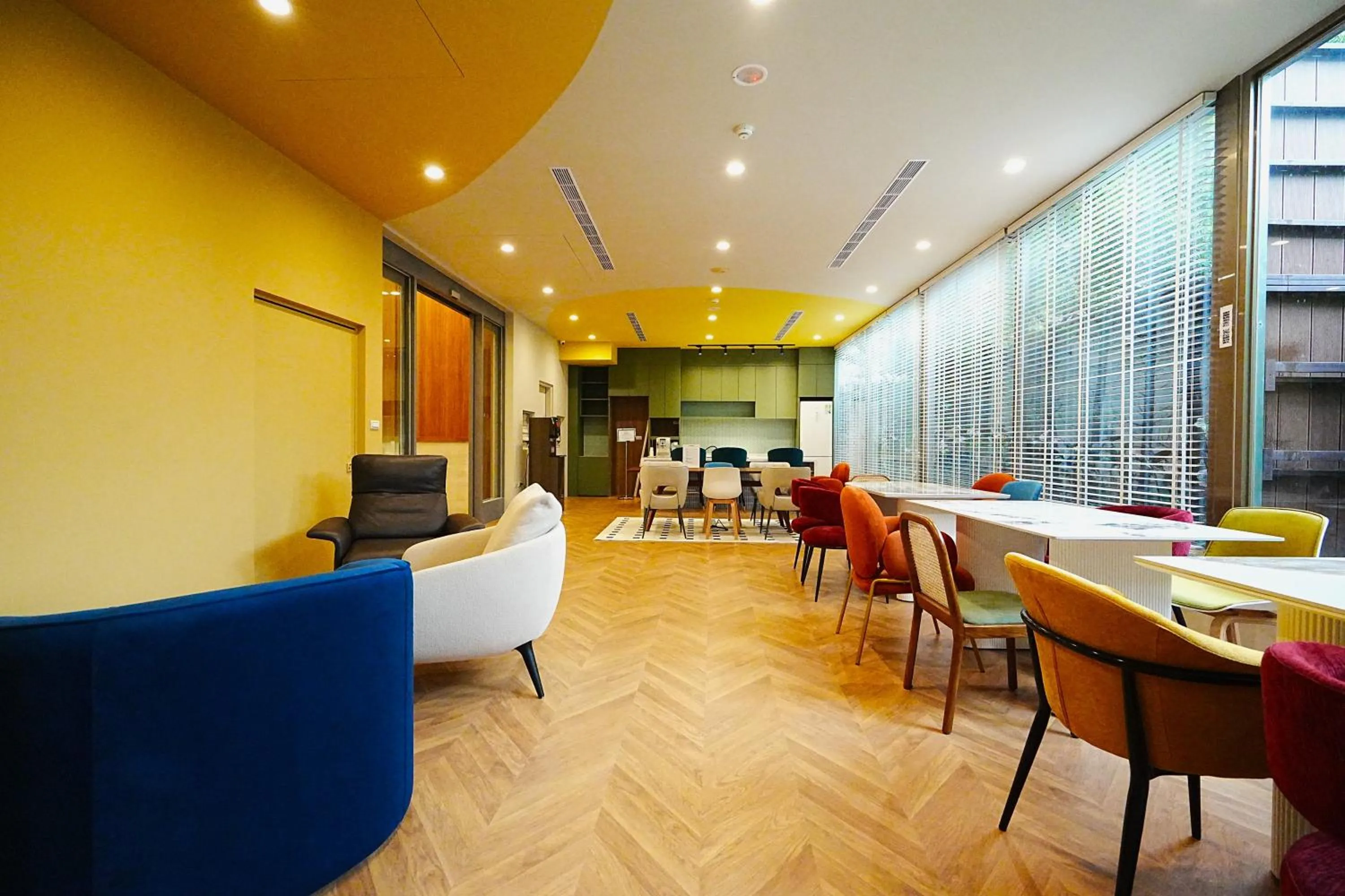 Area and facilities in York Hotel