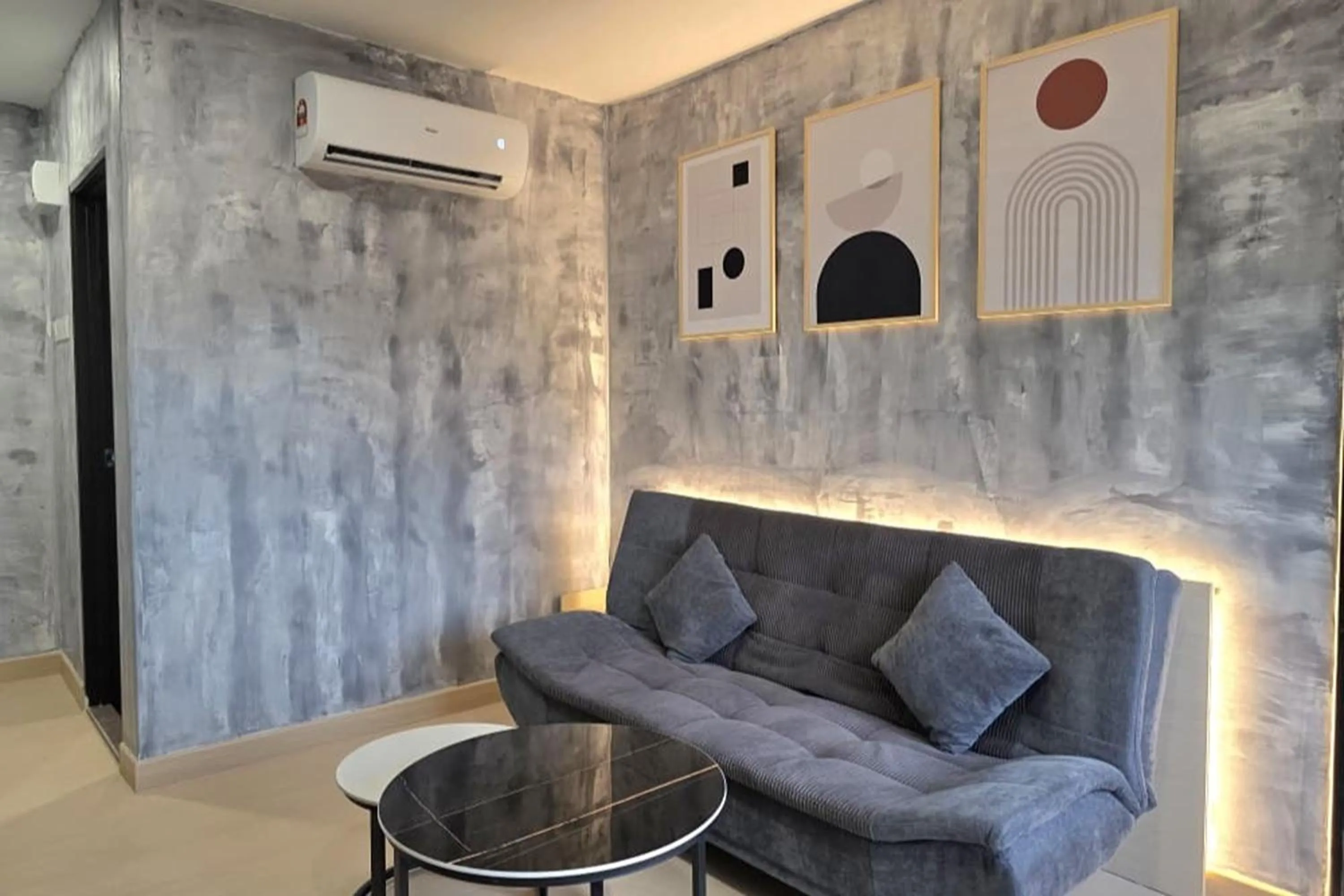 Seating area in The Cozy Hotel