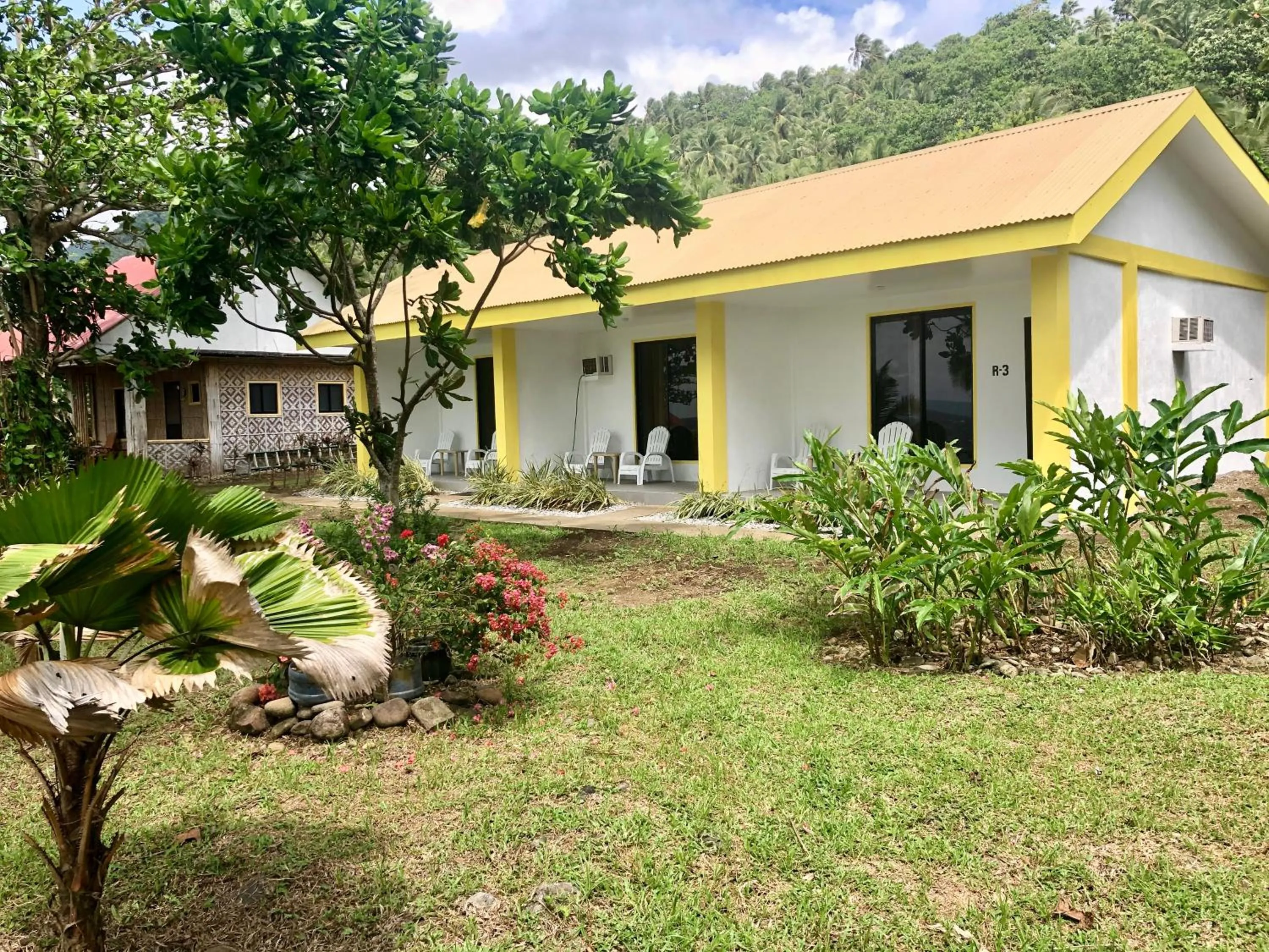 Property building in Pintuyan Dive Resort