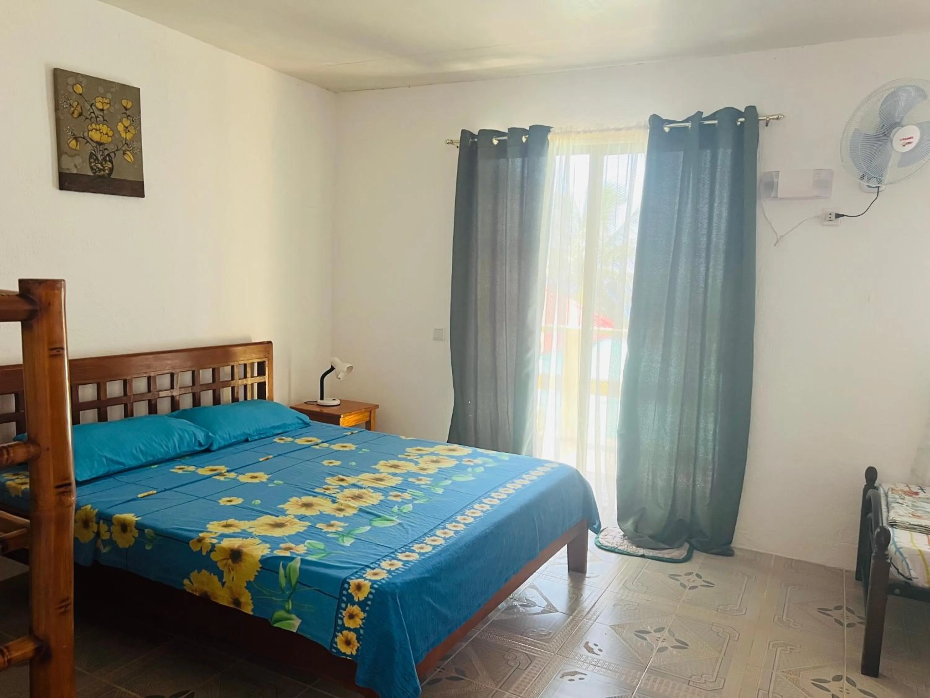 Bedroom, Bed in Pintuyan Dive Resort