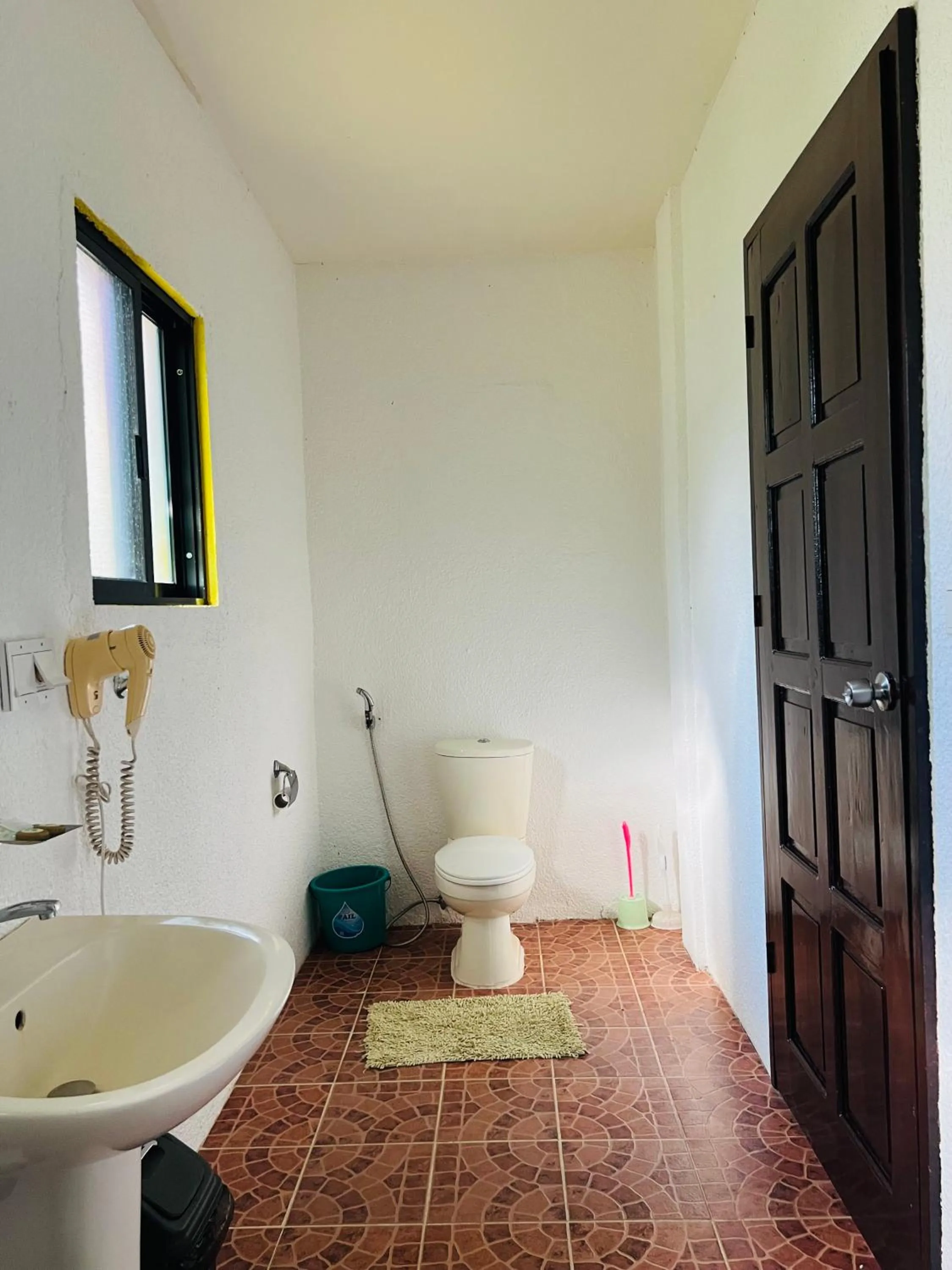 Bathroom in Pintuyan Dive Resort