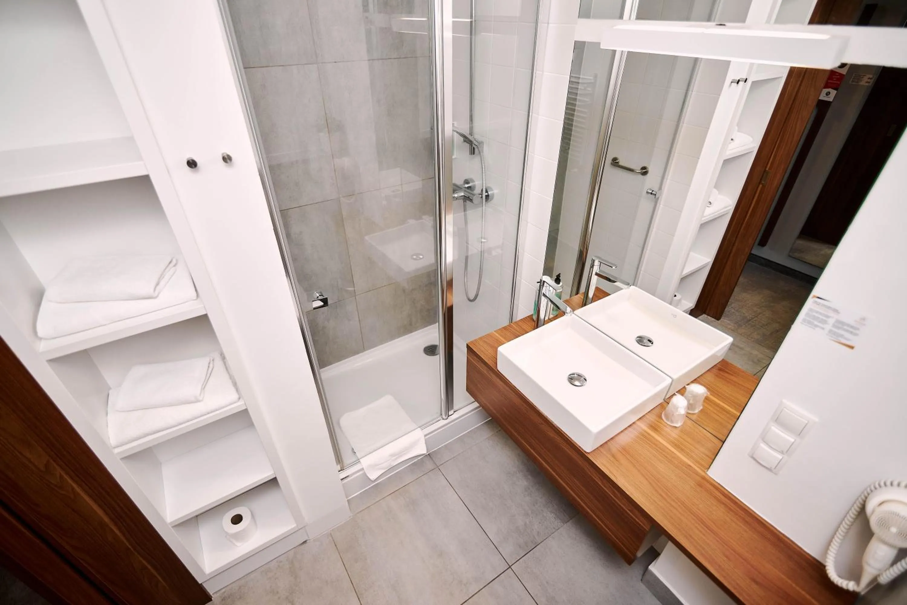 Shower in Focus Hotel Premium Lublin Conference & SPA
