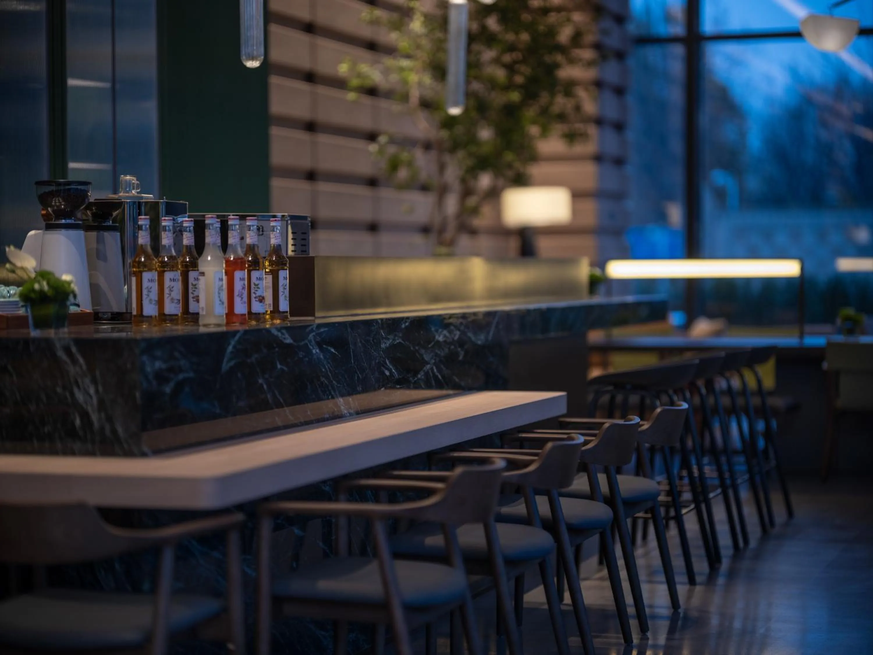 Restaurant/places to eat in Holiday Inn Beijing Daxing Centre by IHG