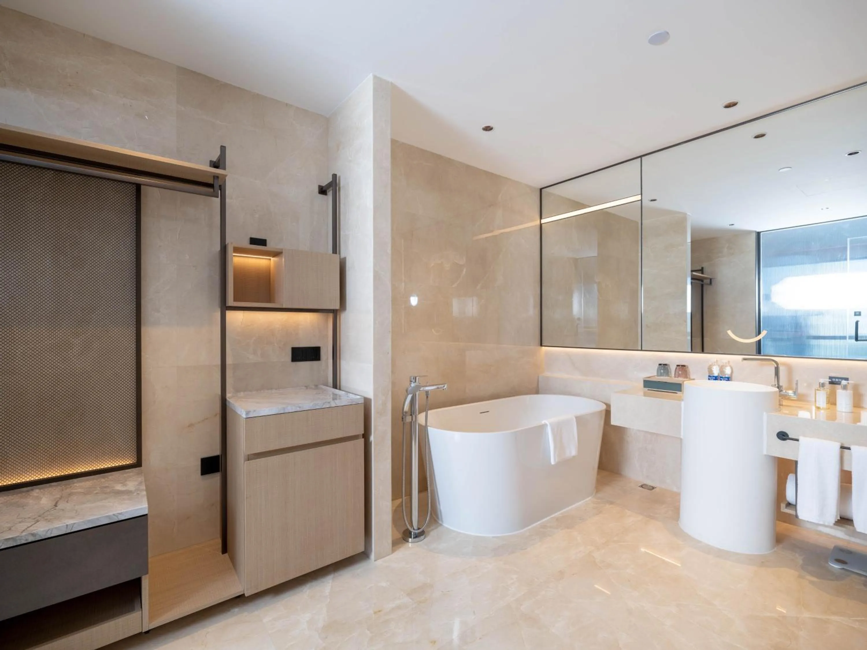 Photo of the whole room in Holiday Inn Beijing Daxing Centre by IHG