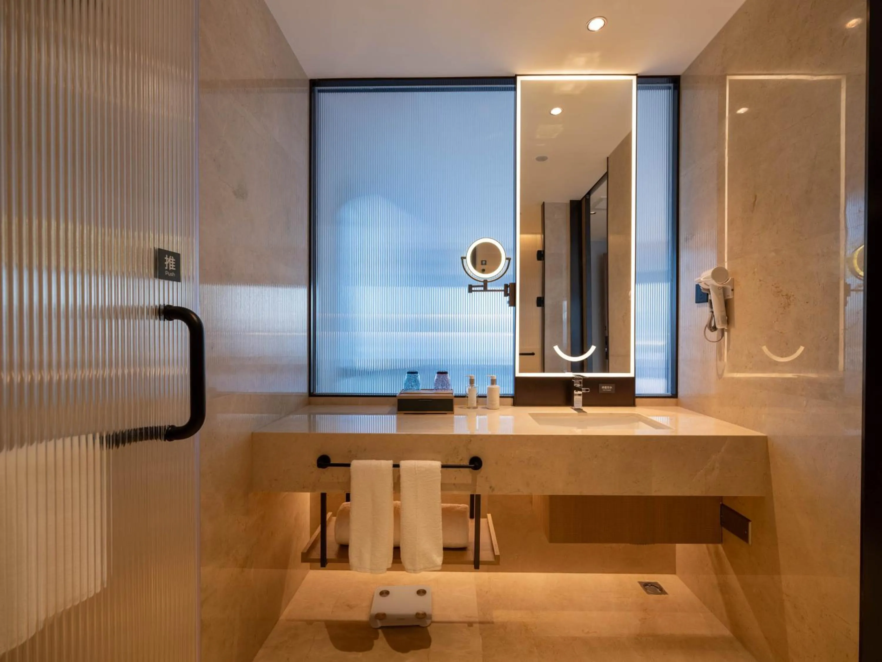 Photo of the whole room in Holiday Inn Beijing Daxing Centre by IHG