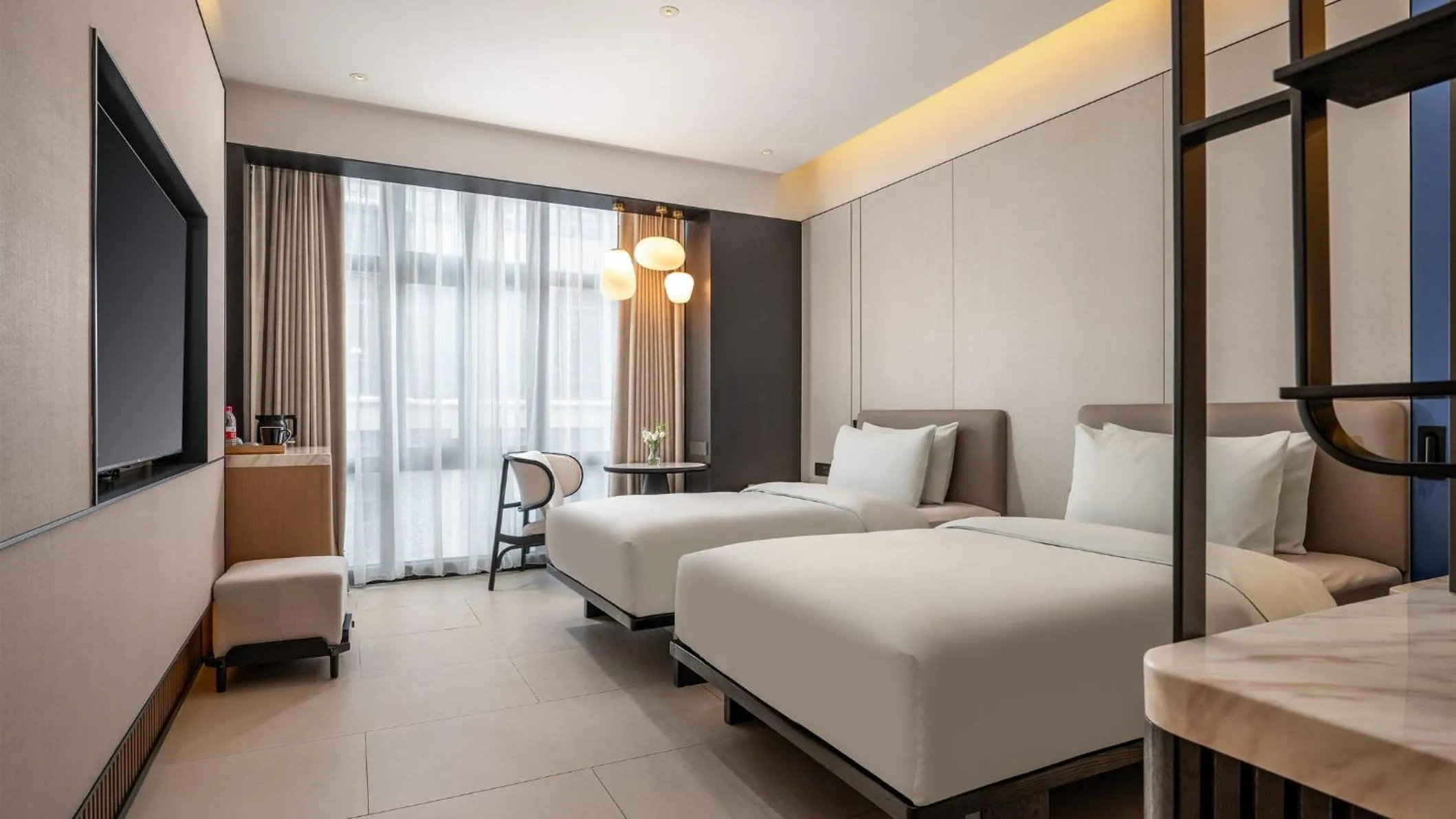 Photo of the whole room, Bed in Holiday Inn Express Guangzhou Baiyun Airport T2 by IHG