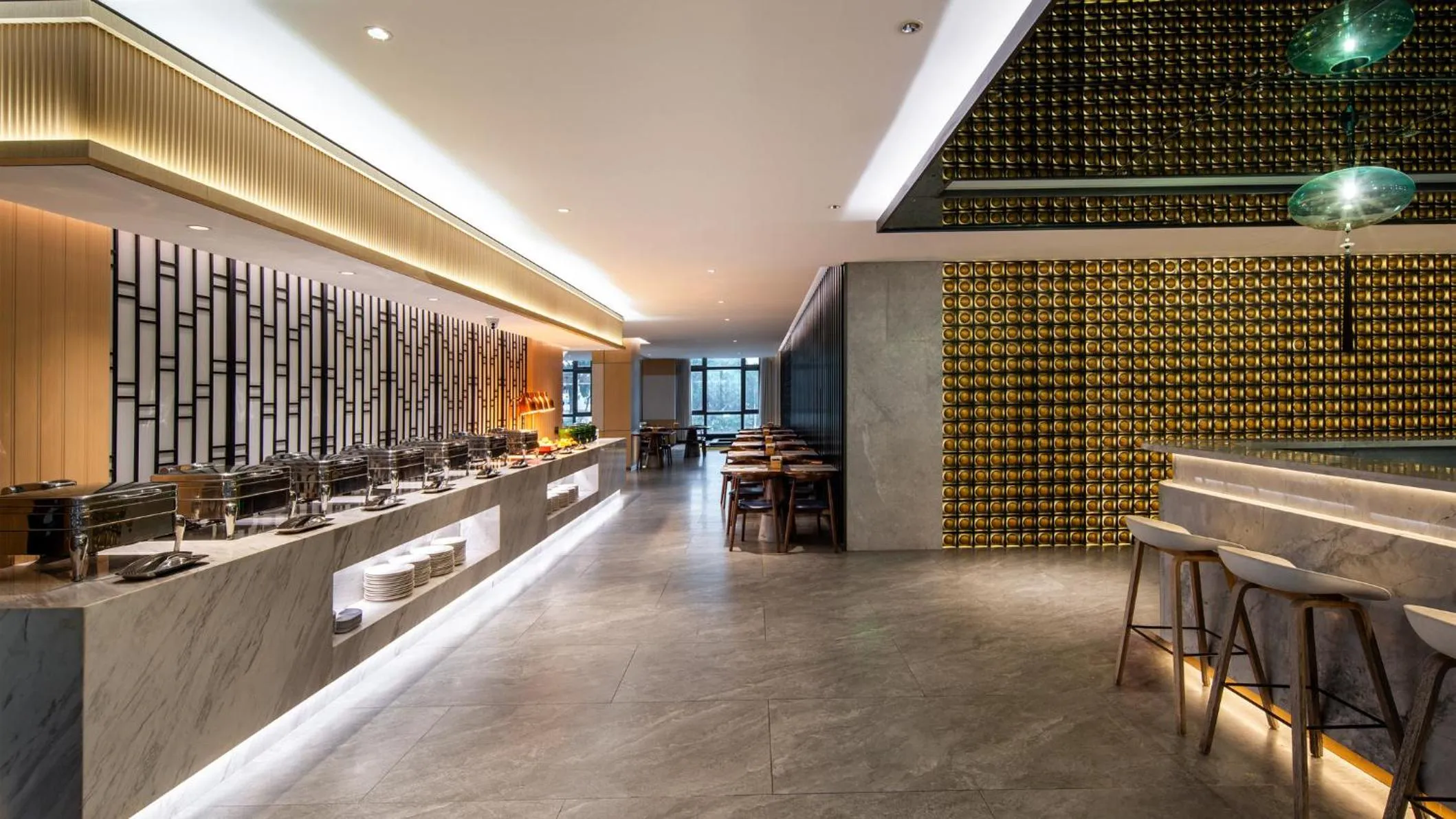 Restaurant/places to eat in Holiday Inn Express Guangzhou Baiyun Airport T2 by IHG