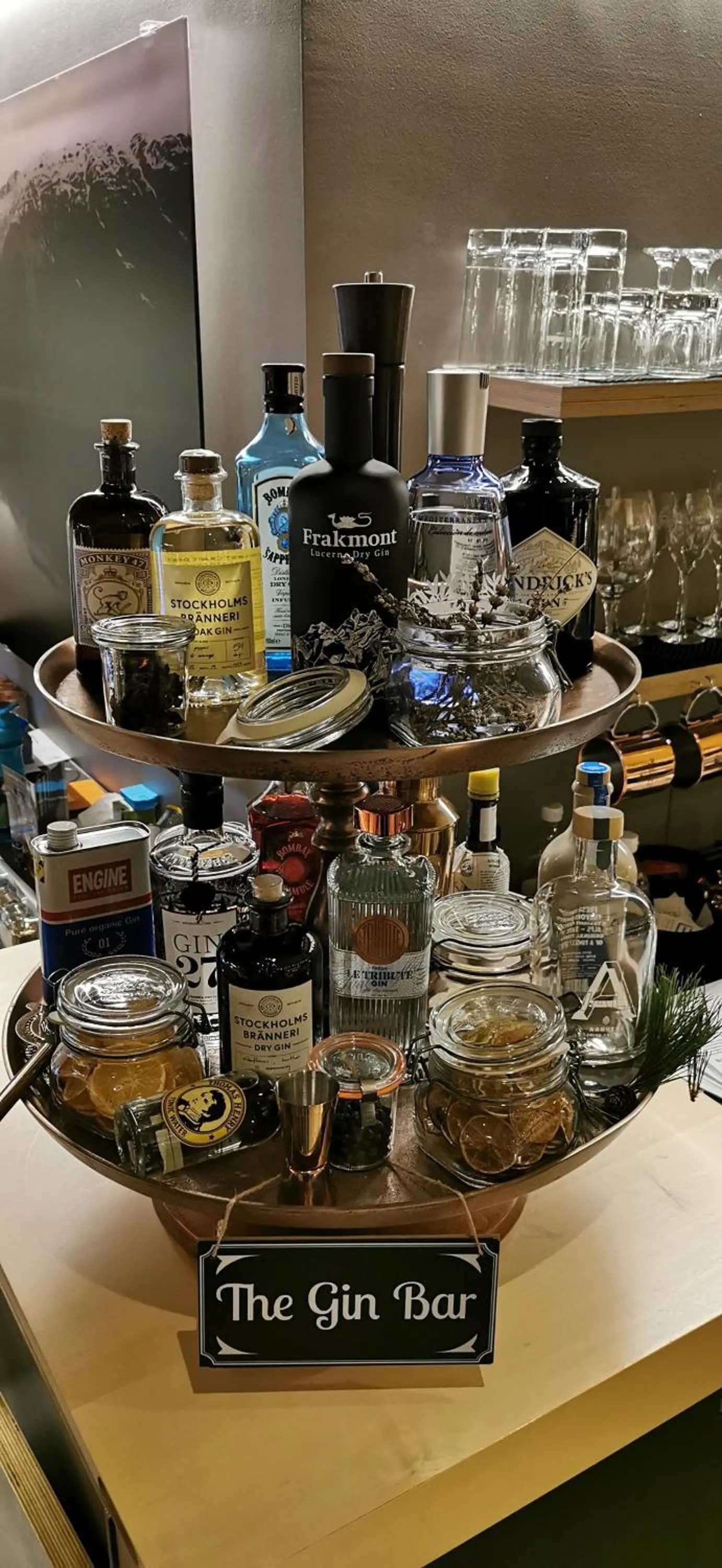 Restaurant/places to eat in Bever Lodge