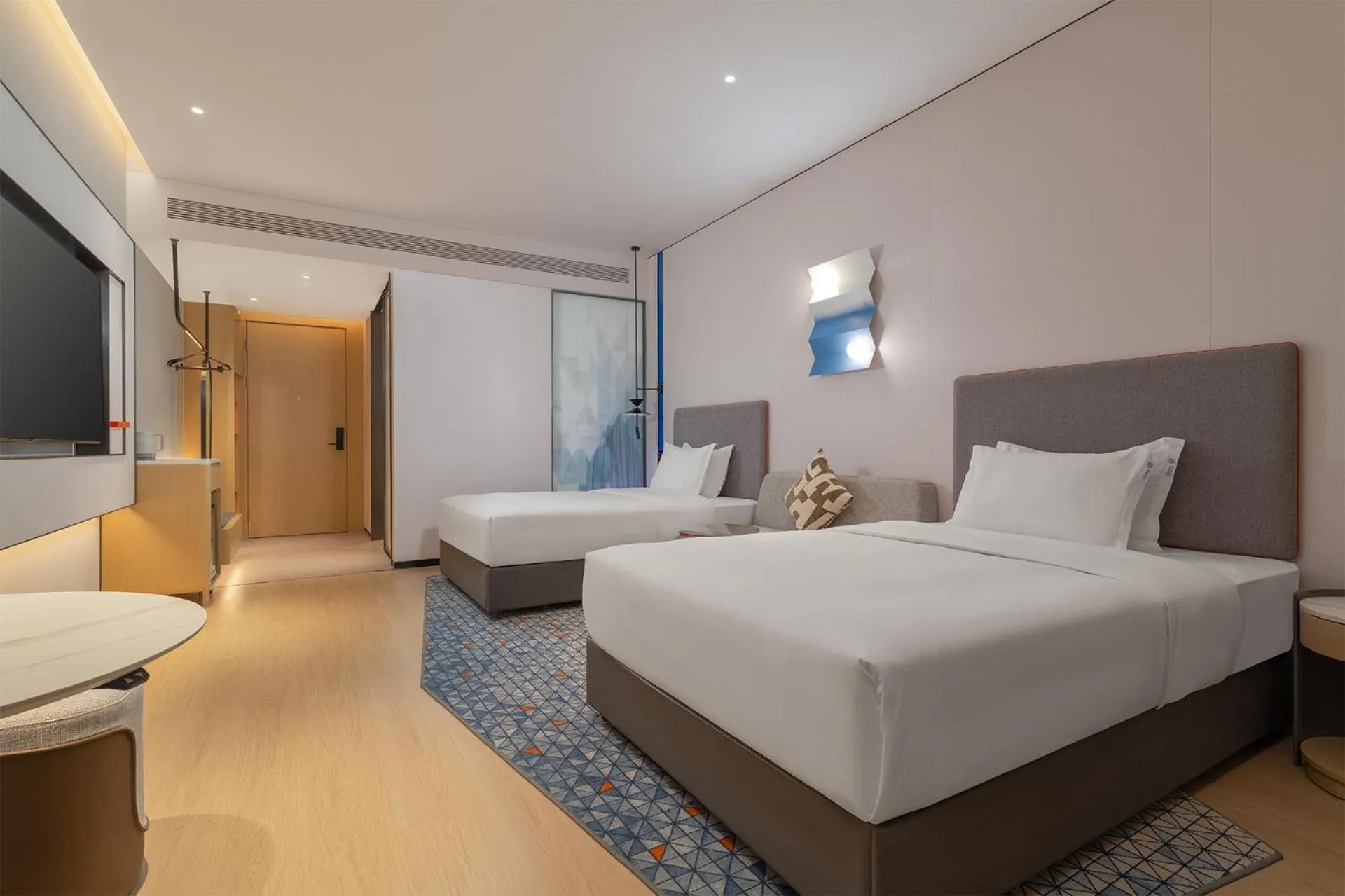 Bed in Holiday Inn Express Kunming Changshui Airport by IHG