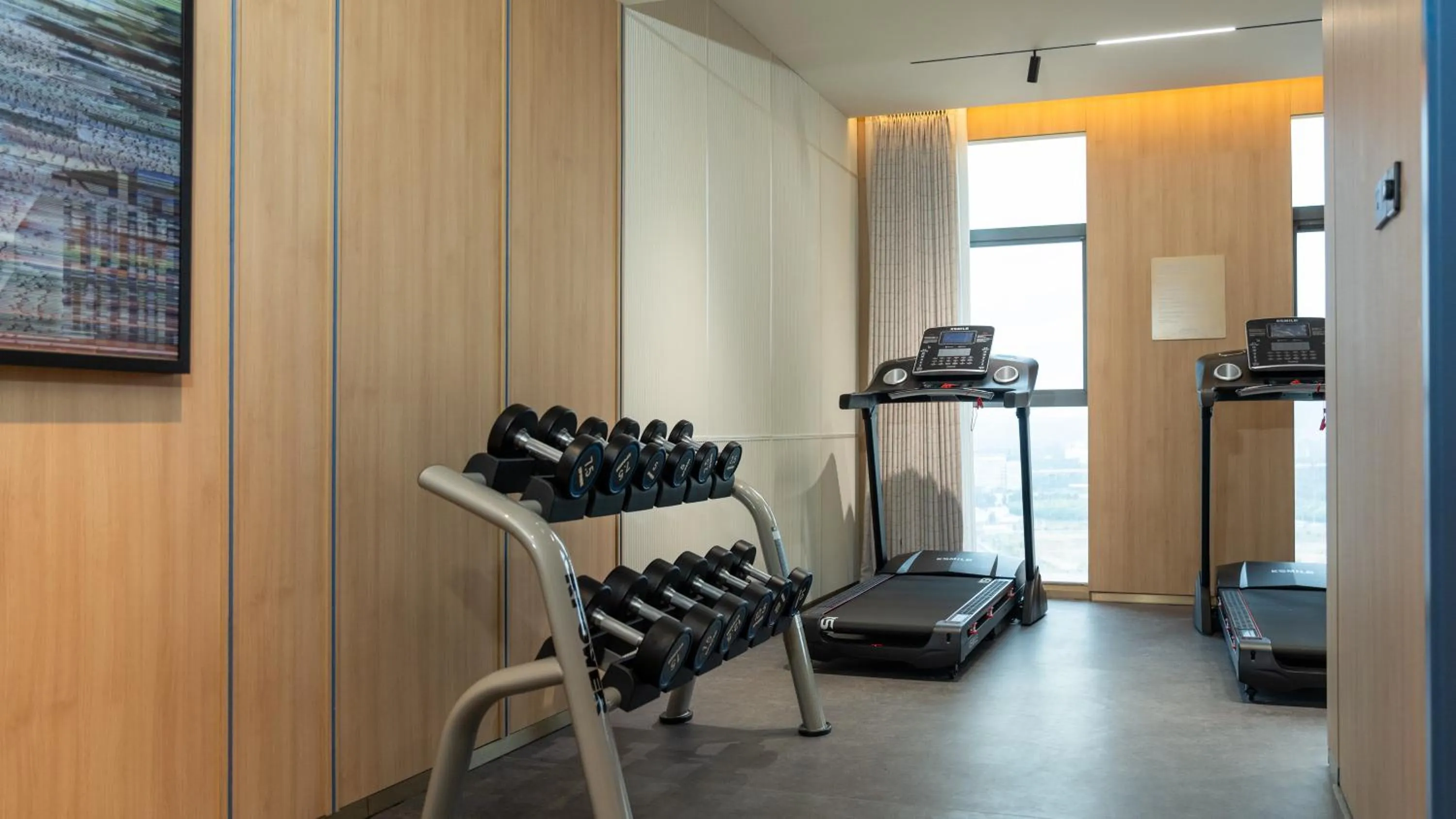Fitness centre/facilities in Holiday Inn Express Kunming Changshui Airport by IHG