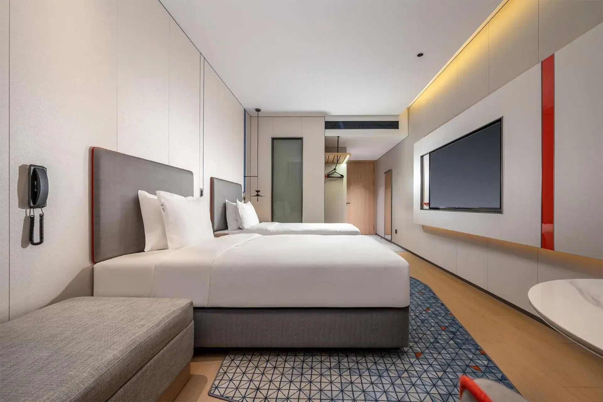 Standard Double Room with Two Double Beds - Disability Access in Holiday Inn Express Shenzhen Sports Center by IHG Standard Double Room with Two Double Beds - Disability Access in Holiday Inn Express Shenzhen Sports Center by IHG