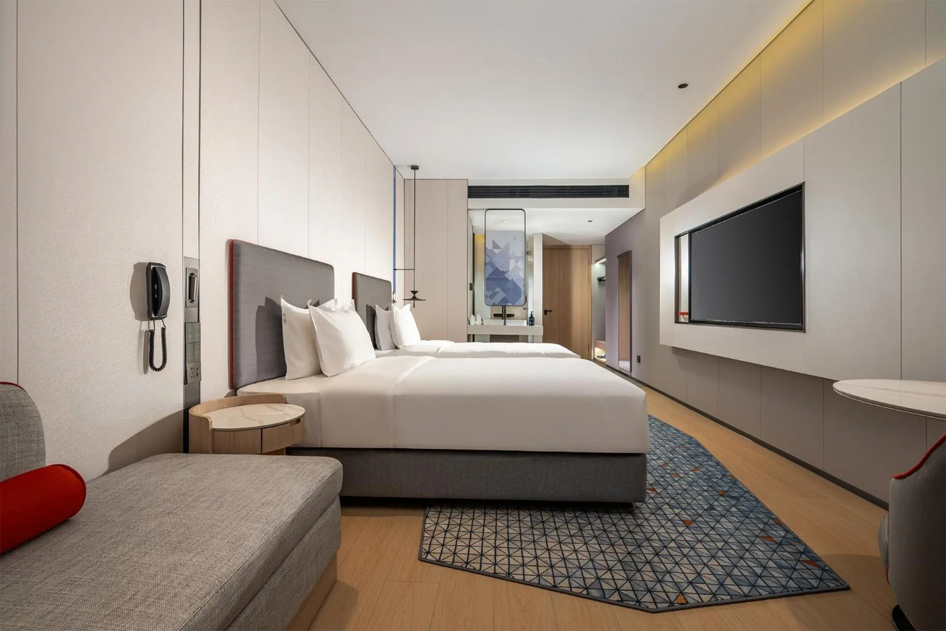 Bed in Holiday Inn Express Shenzhen Sports Center by IHG