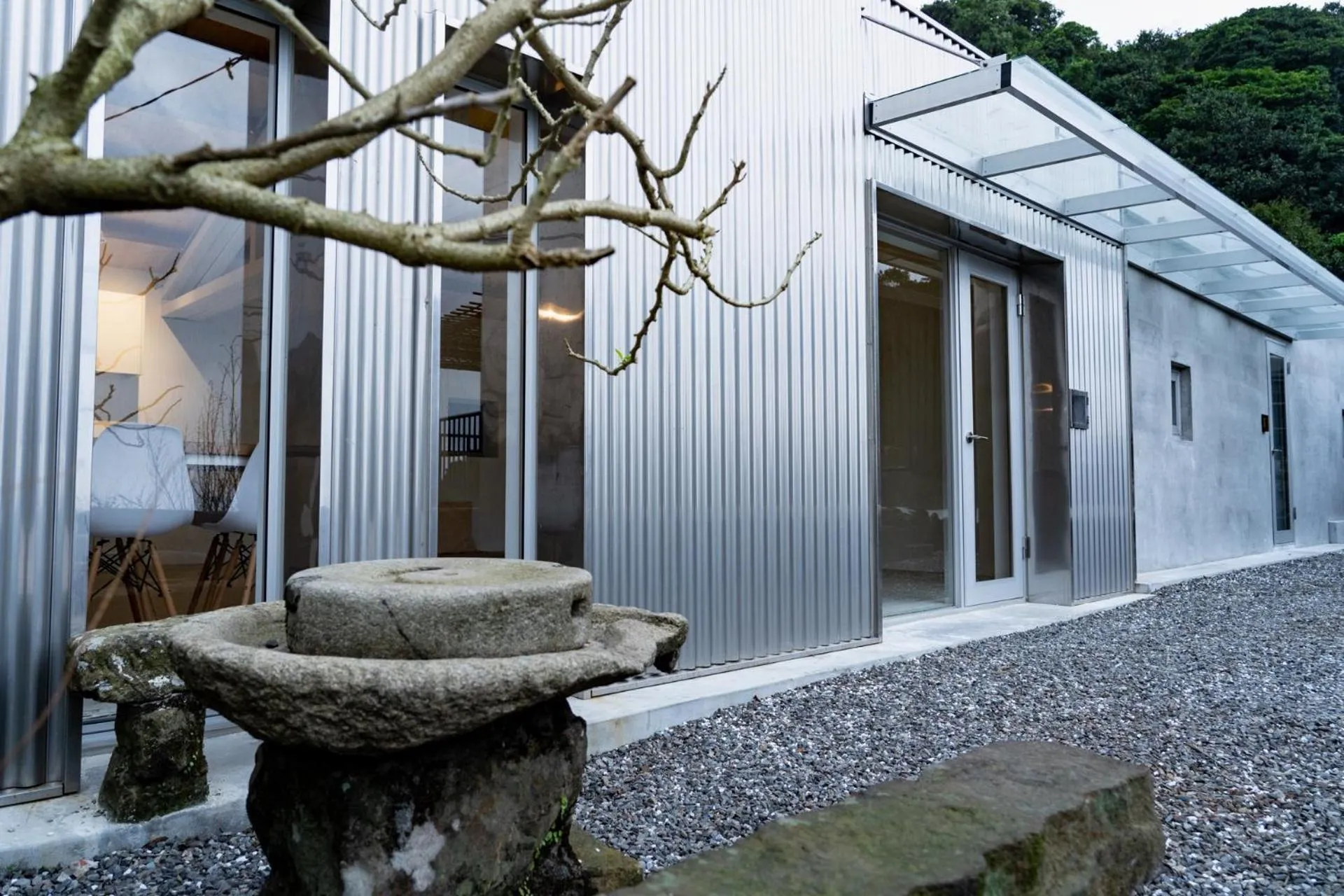 Facade/entrance in OwlStay Jiufen Wander