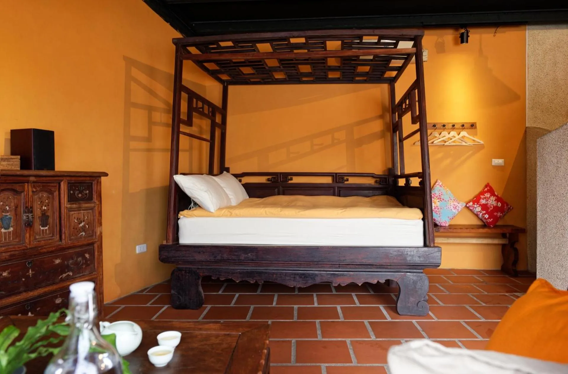 Bed in OwlStay Jiufen Wander