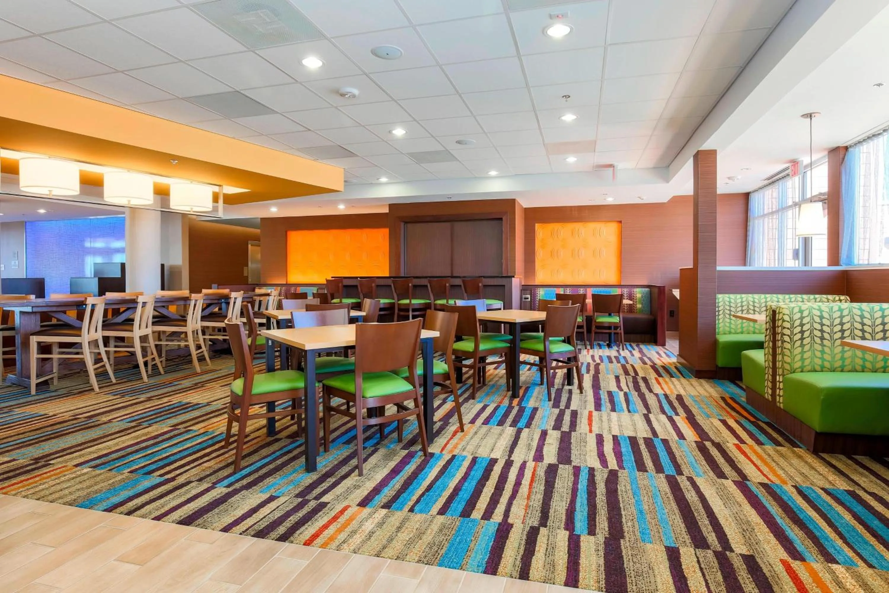 Restaurant/places to eat in Fairfield Inn & Suites by Marriott Pleasanton