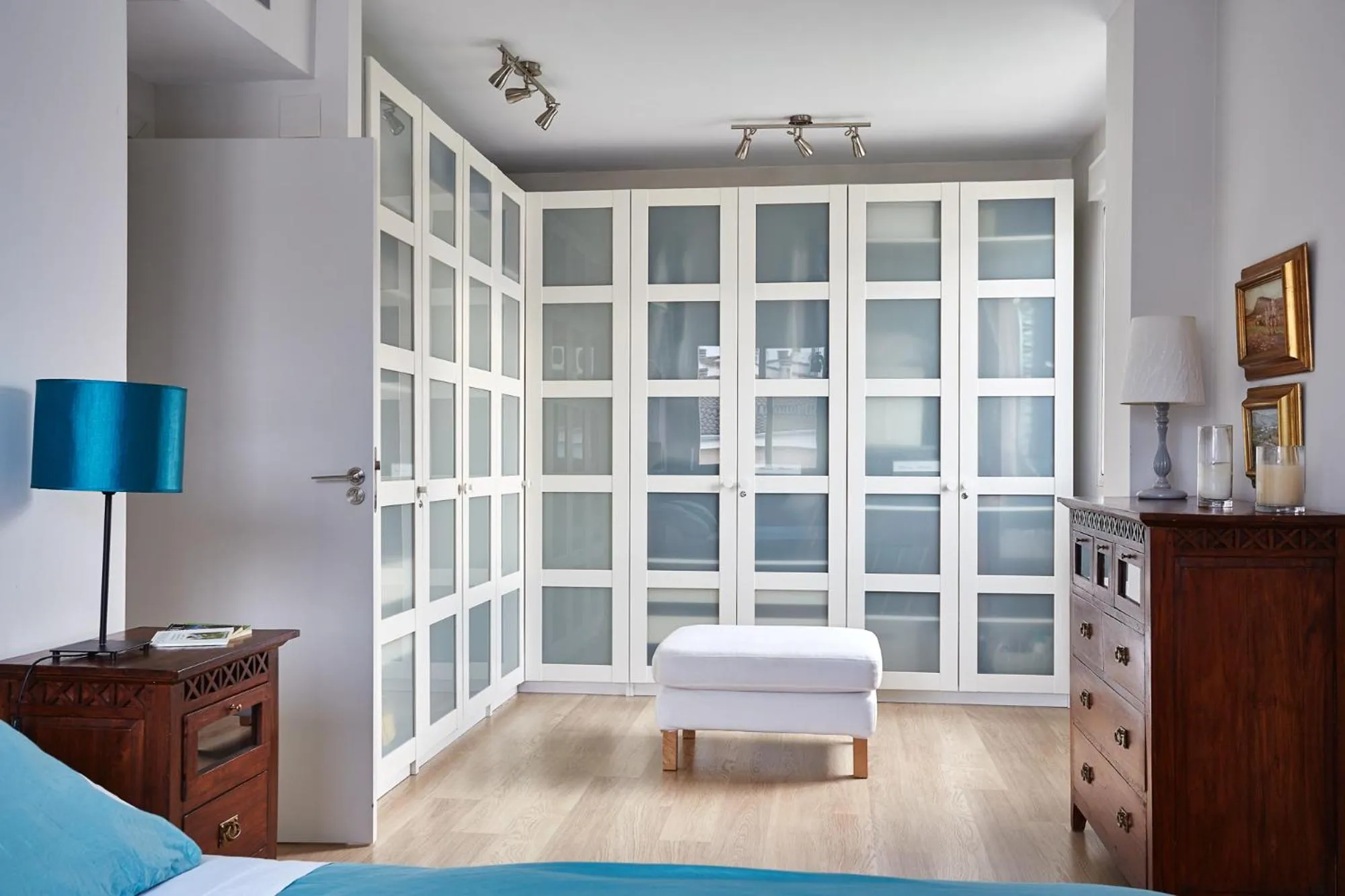 Bedroom, Bed in Apartamento Tíbula Teatro Parking