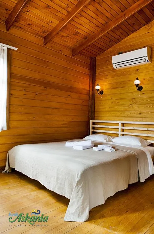 Bed in Iznik Askania