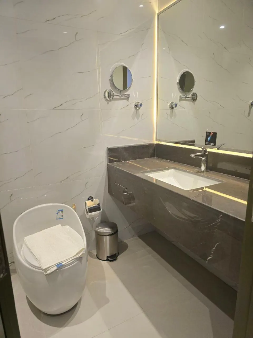 Toilet in Best Western Premier Riyadh