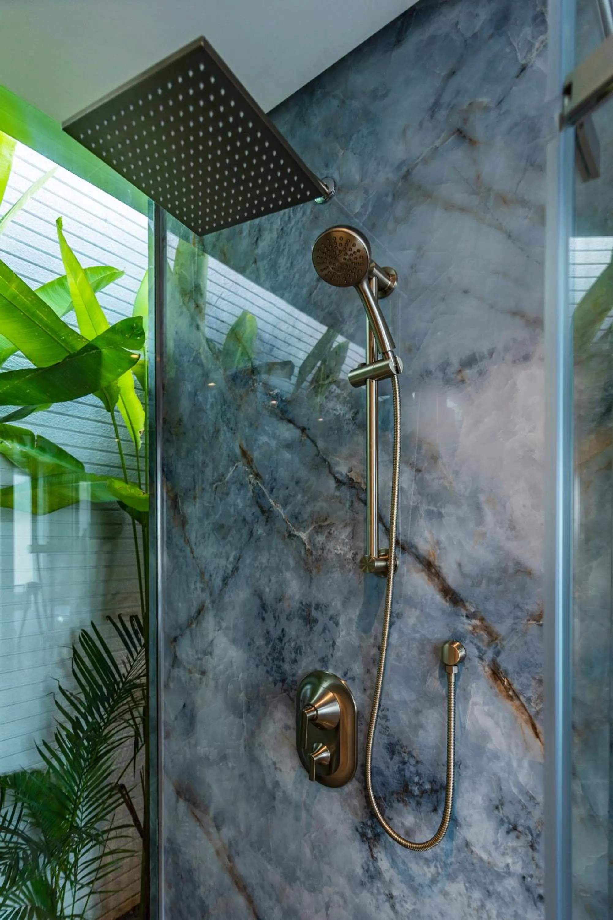 Shower in Sky Star Uluwatu