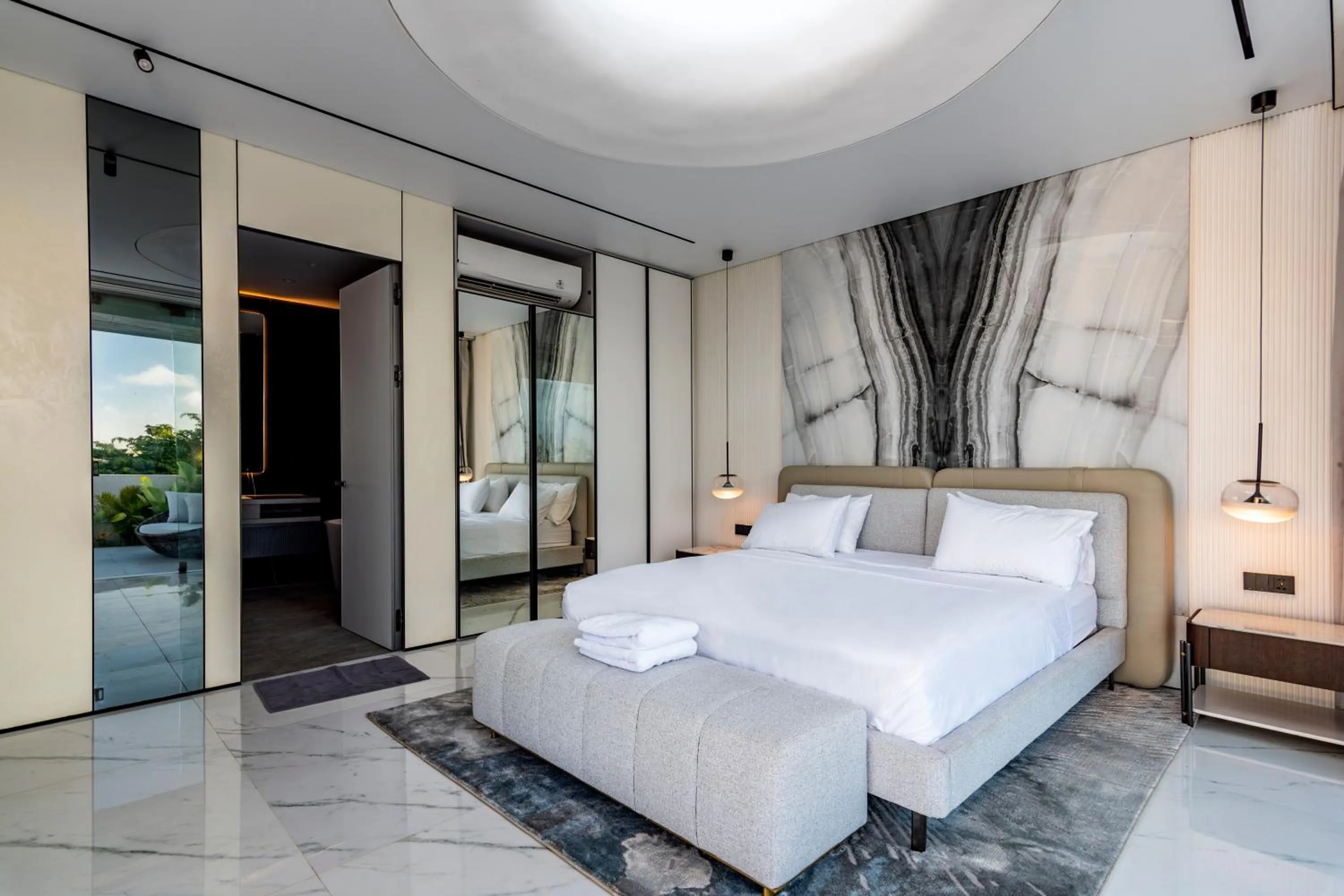 Bedroom, Bed in Sky Star Uluwatu