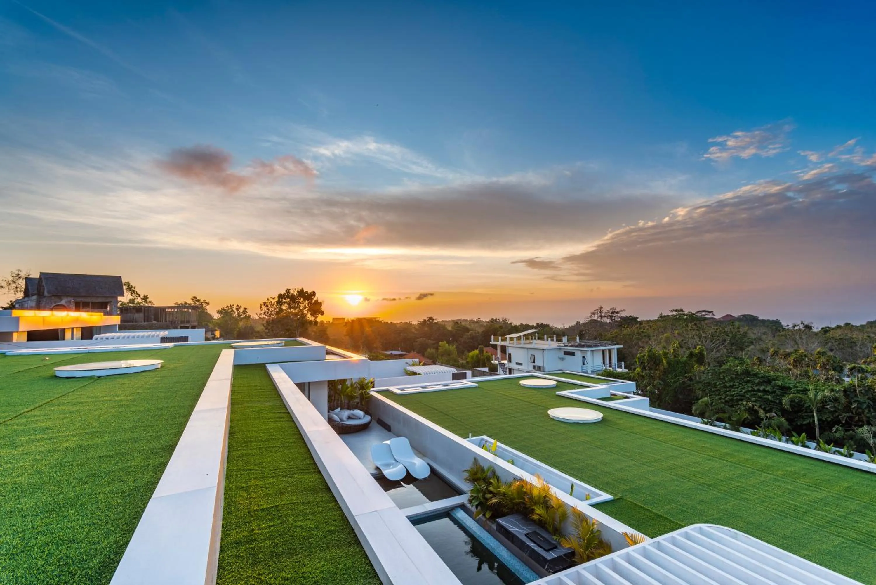 Sunset in Sky Star Uluwatu