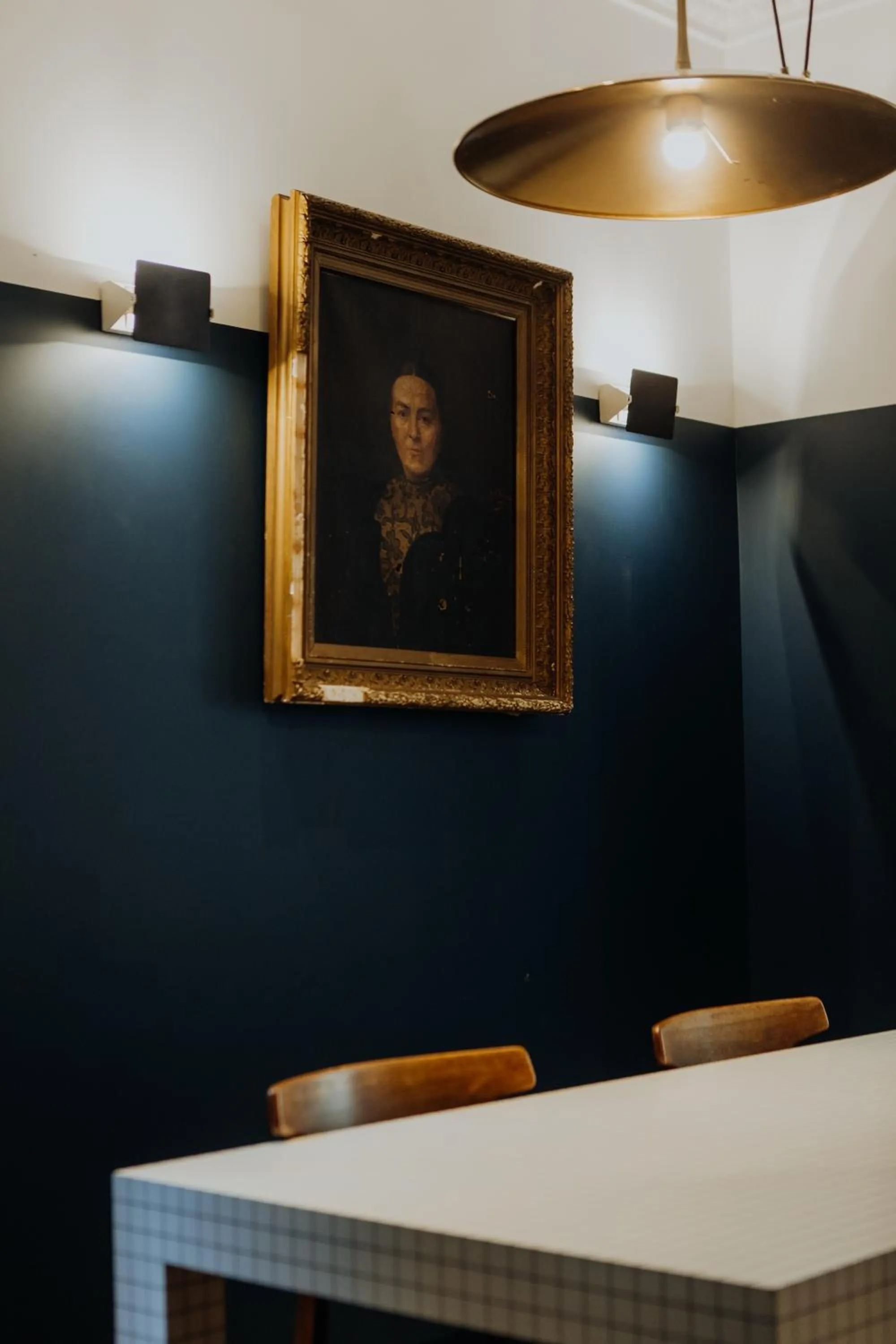 Restaurant/places to eat in COQ Hotel Paris