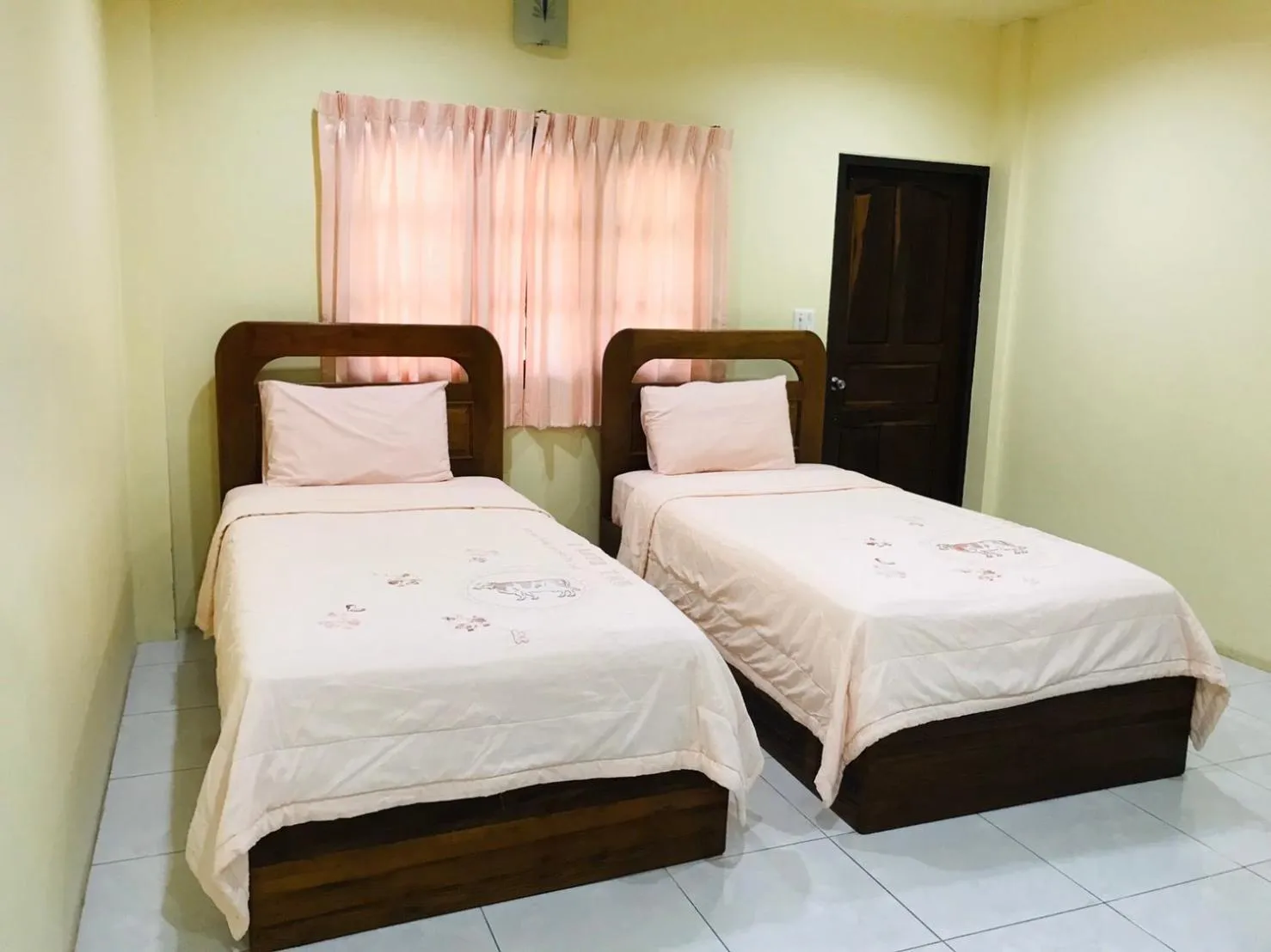 Bed in Suan Luang Garden View