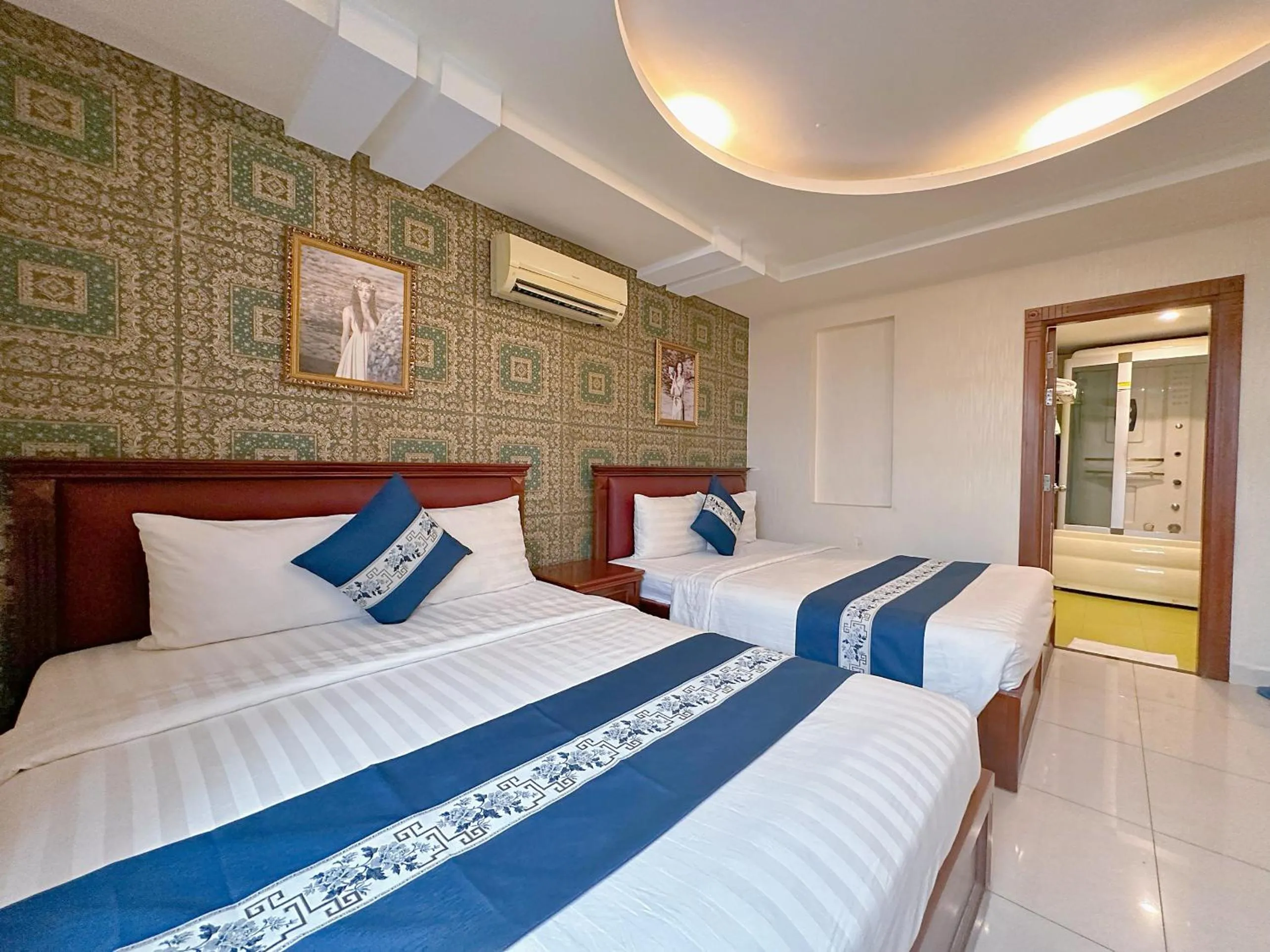 Bedroom, Bed in Kim Dung Hotel Tran Quang Khai