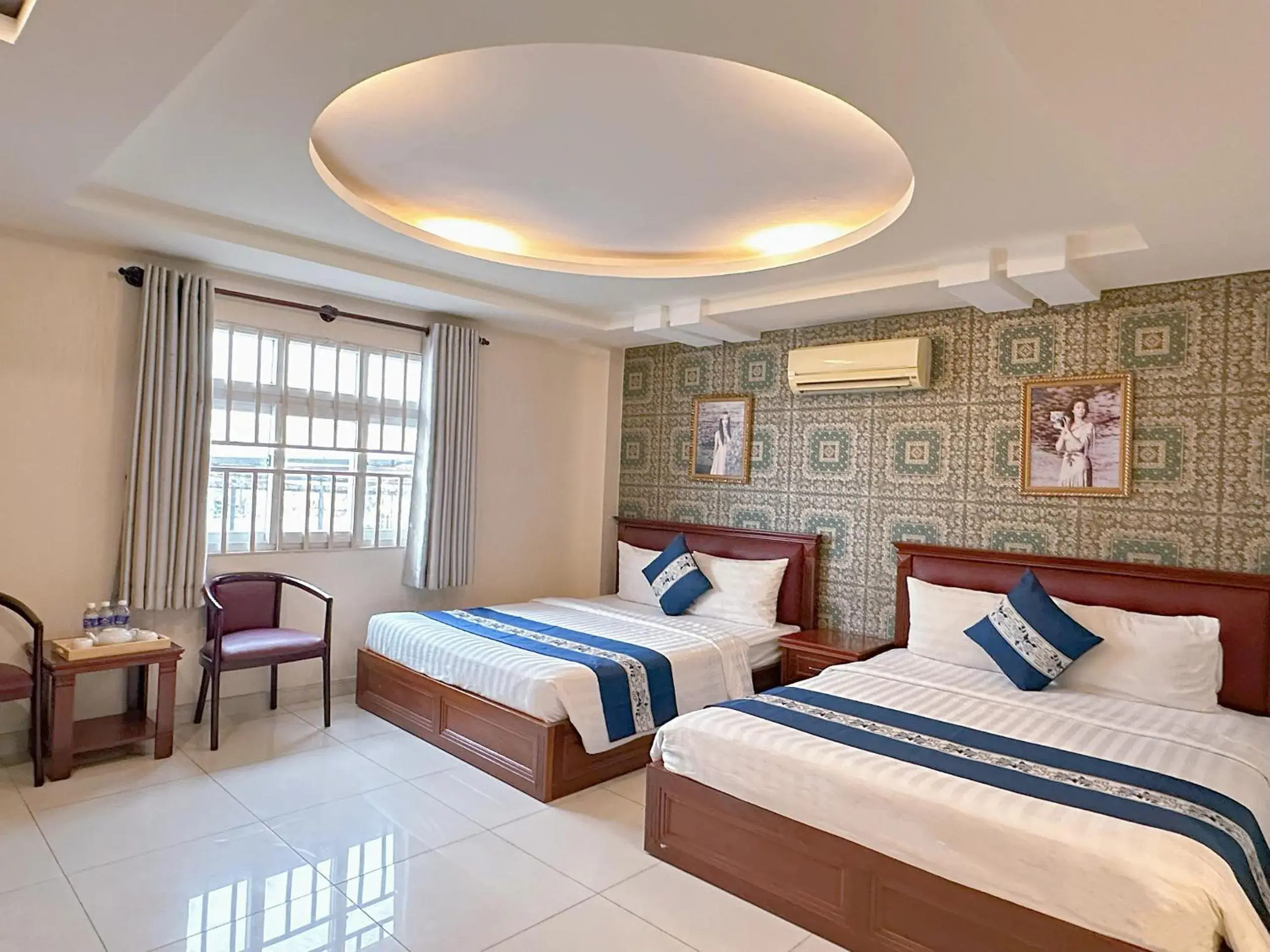 Triple Room with View in Kim Dung Hotel Tran Quang Khai Triple Room with View in Kim Dung Hotel Tran Quang Khai